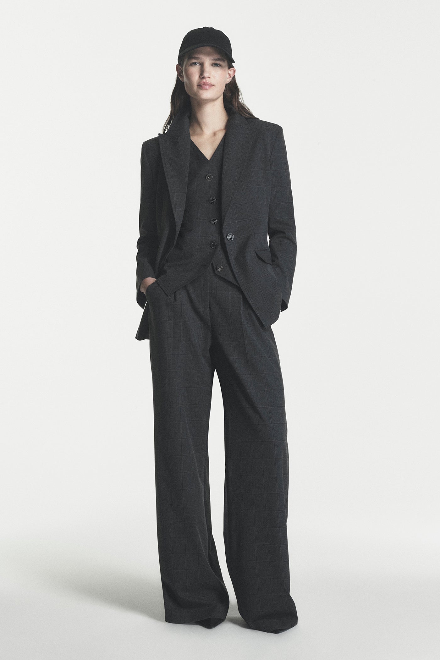 ONE BUTTON BLAZER View 1 ONE BUTTON BLAZER View 1