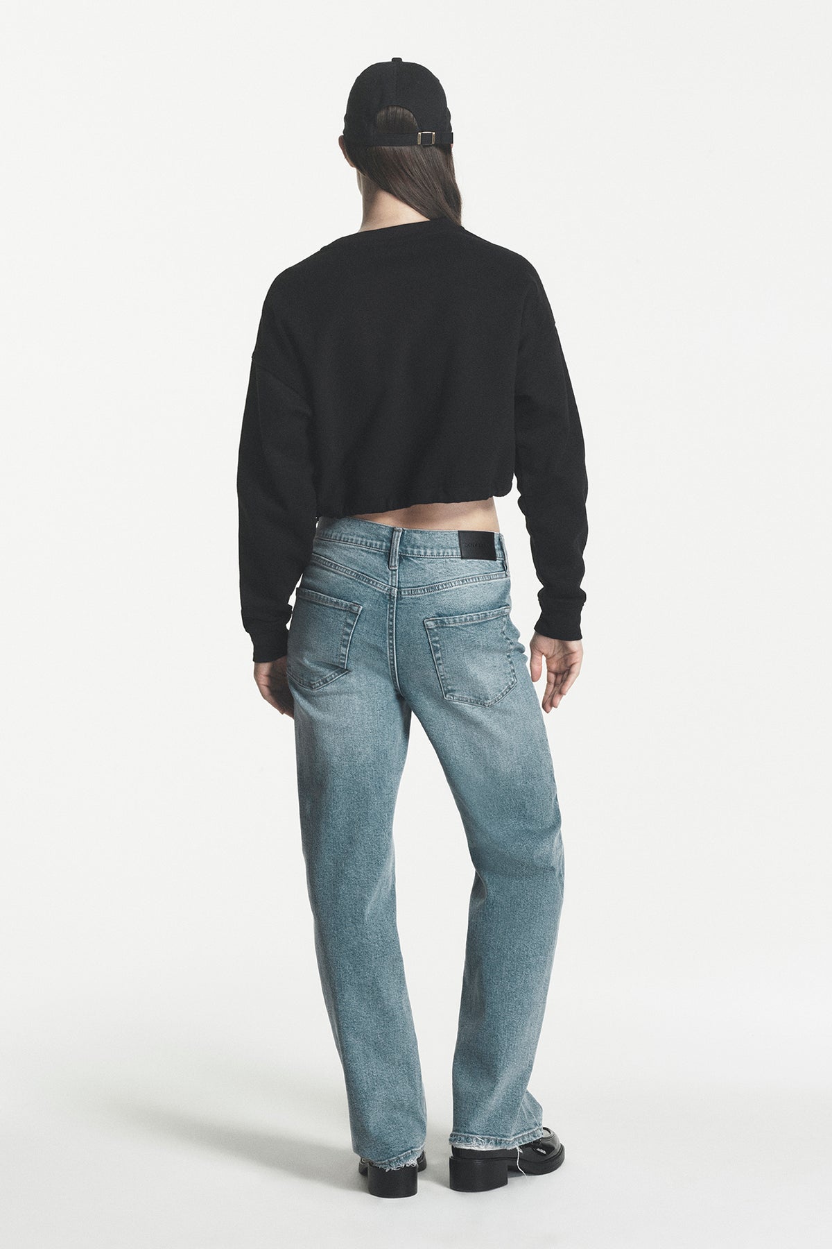 CROPPED STRIPED SWEATSHIRT VIEW 2