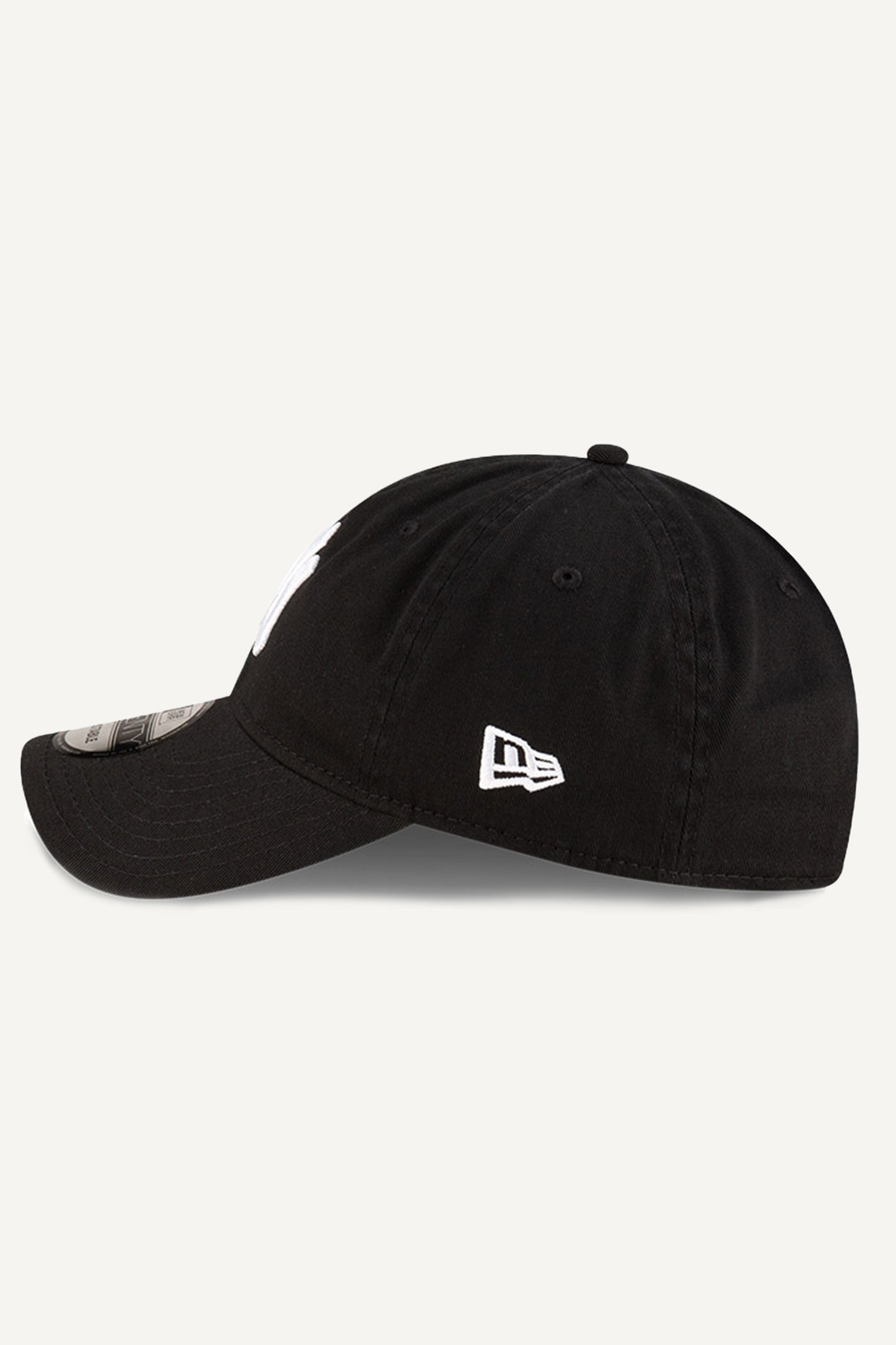 DKNY x New York Yankees by New Era Cap VIEW 4 | FALL PRE-ORDER DKNY x New York Yankees by New Era Cap VIEW 4 | FALL PRE-ORDER