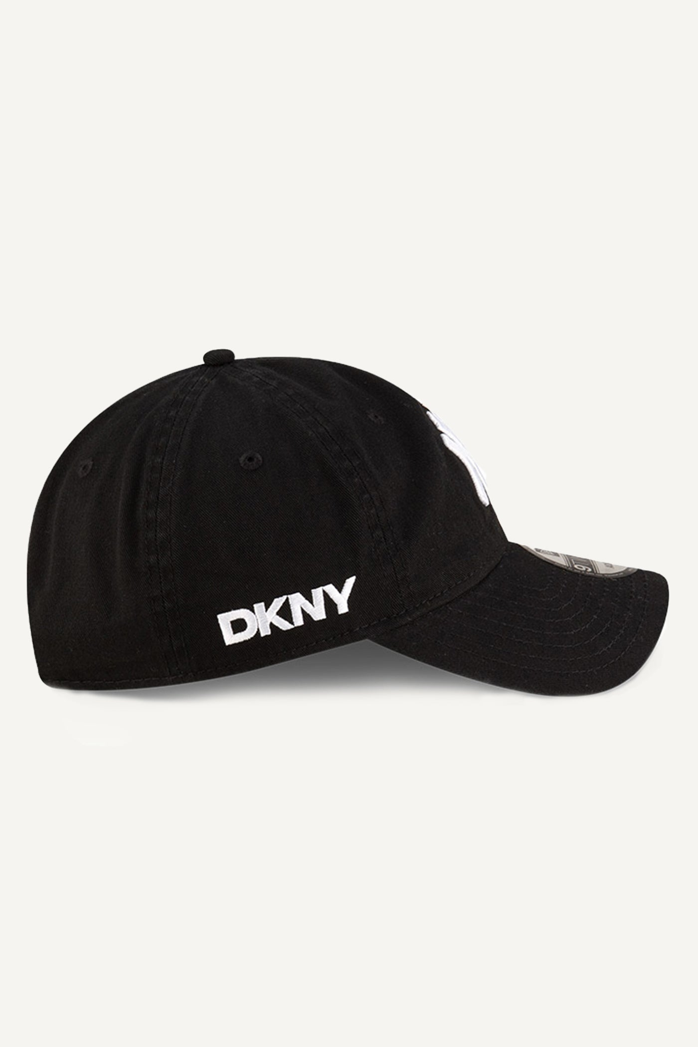 DKNY x New York Yankees by New Era Cap VIEW 5 | FALL PRE-ORDER DKNY x New York Yankees by New Era Cap VIEW 5 | FALL PRE-ORDER