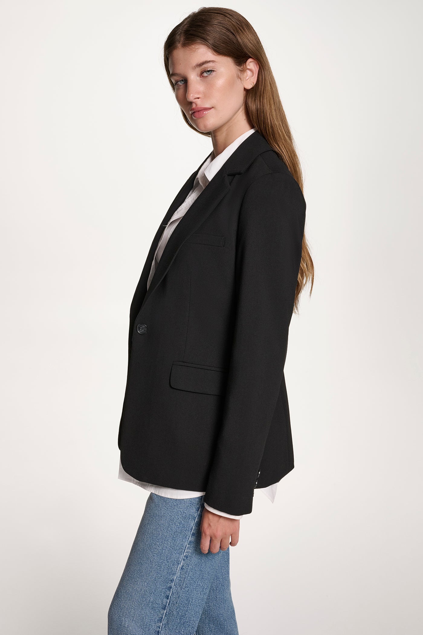 ONE BUTTON JACKET VIEW 3 | Fall Collection ONE BUTTON JACKET VIEW 3 | Fall Collection