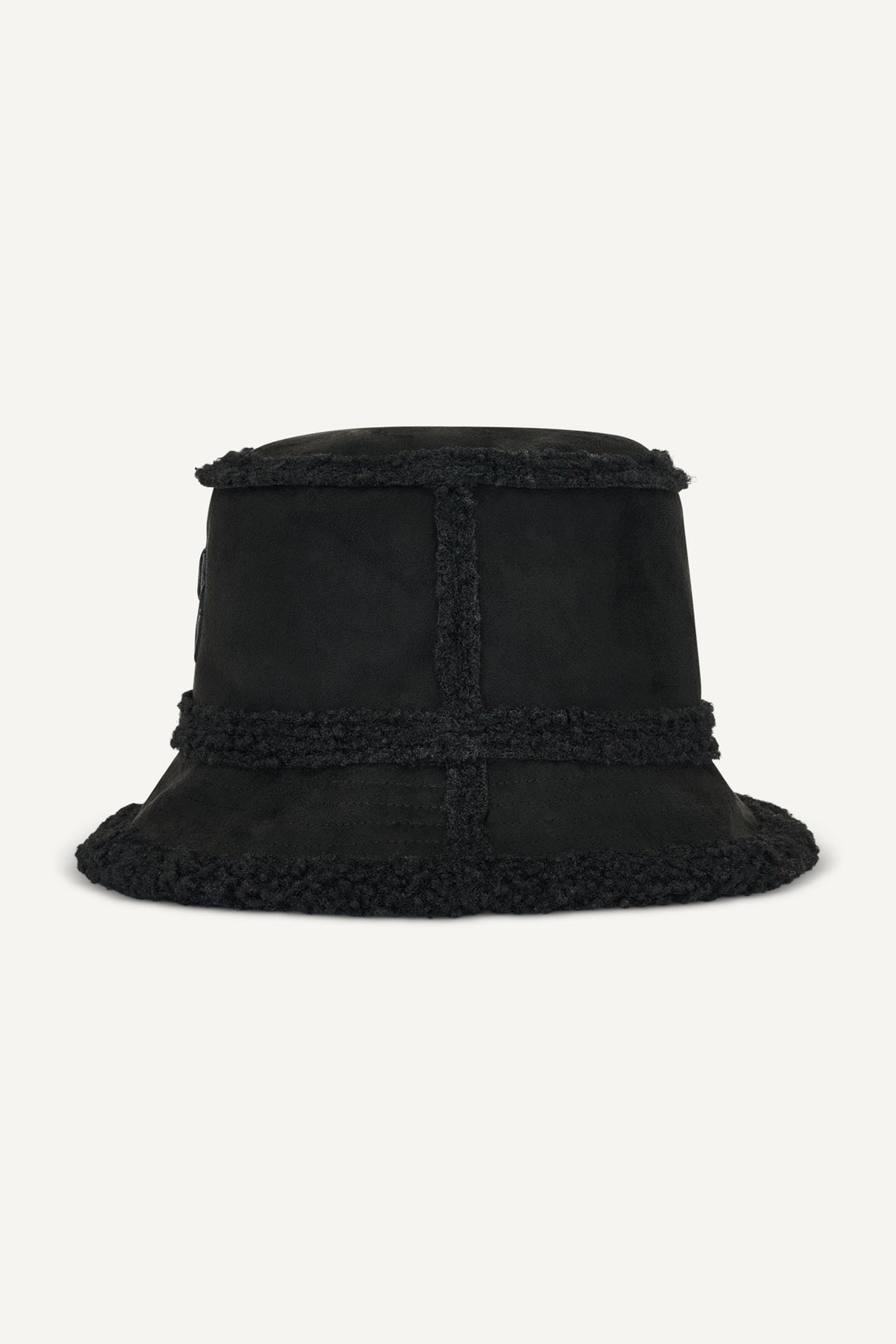 FAUX SUEDE AND SHERPA BUCKET HAT View 2 | New Accessories FAUX SUEDE AND SHERPA BUCKET HAT View 2 | New Accessories
