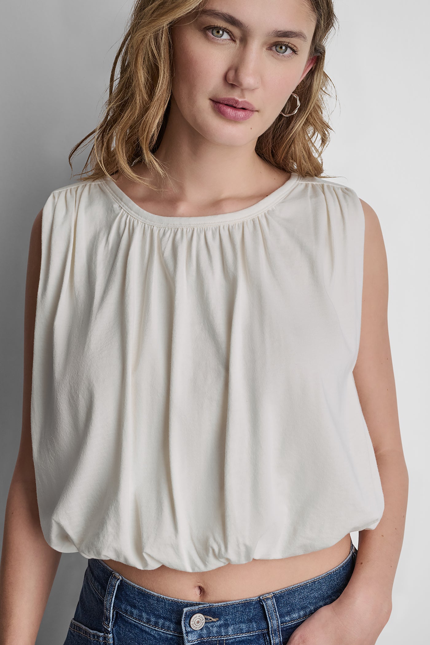 SLEEVELESS RUCHED TOP VIEW 4 | Gifts Under $100 SLEEVELESS RUCHED TOP VIEW 4 | Gifts Under $100