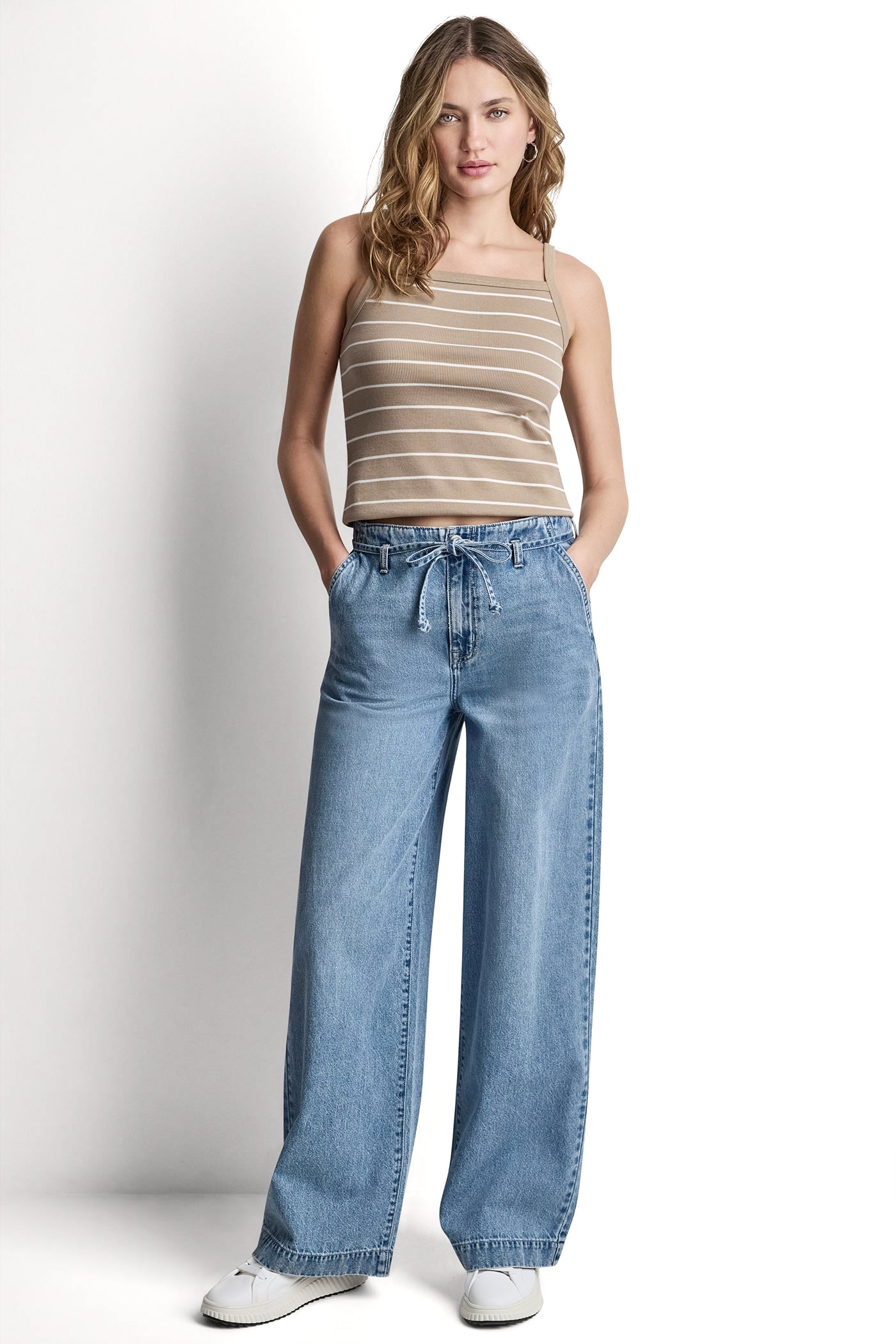 HIGH-RISE WIDE LEG JEAN View 1 | Pants & Denim HIGH-RISE WIDE LEG JEAN View 1 | Pants & Denim