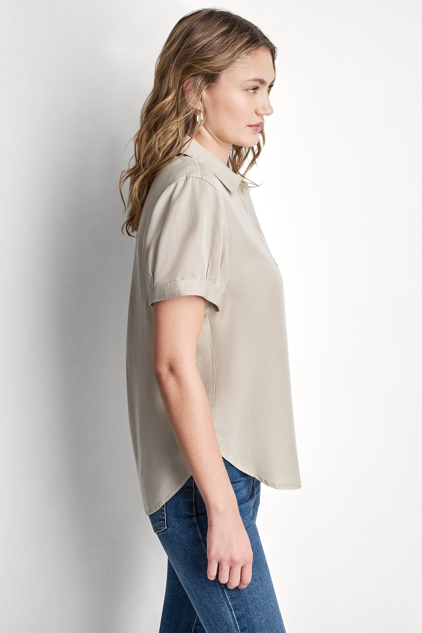 GARMENT DYE BUTTON-FRONT SHIRT VIEW 2
