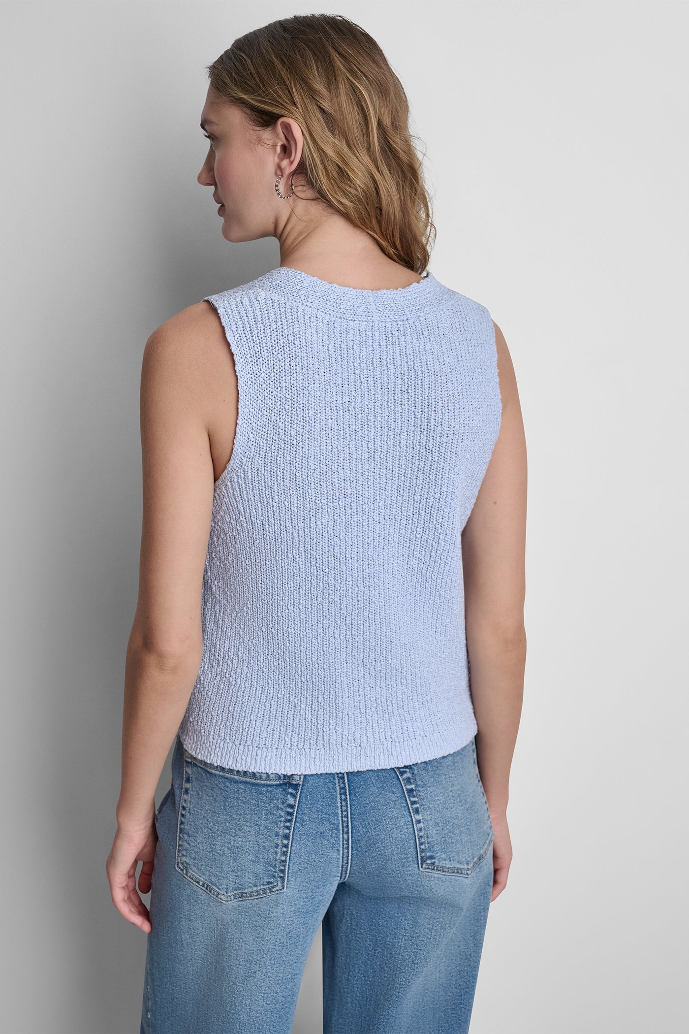 V-NECK SWEATER TANK VIEW 3 | Gifts Under $100 V-NECK SWEATER TANK VIEW 3 | Gifts Under $100