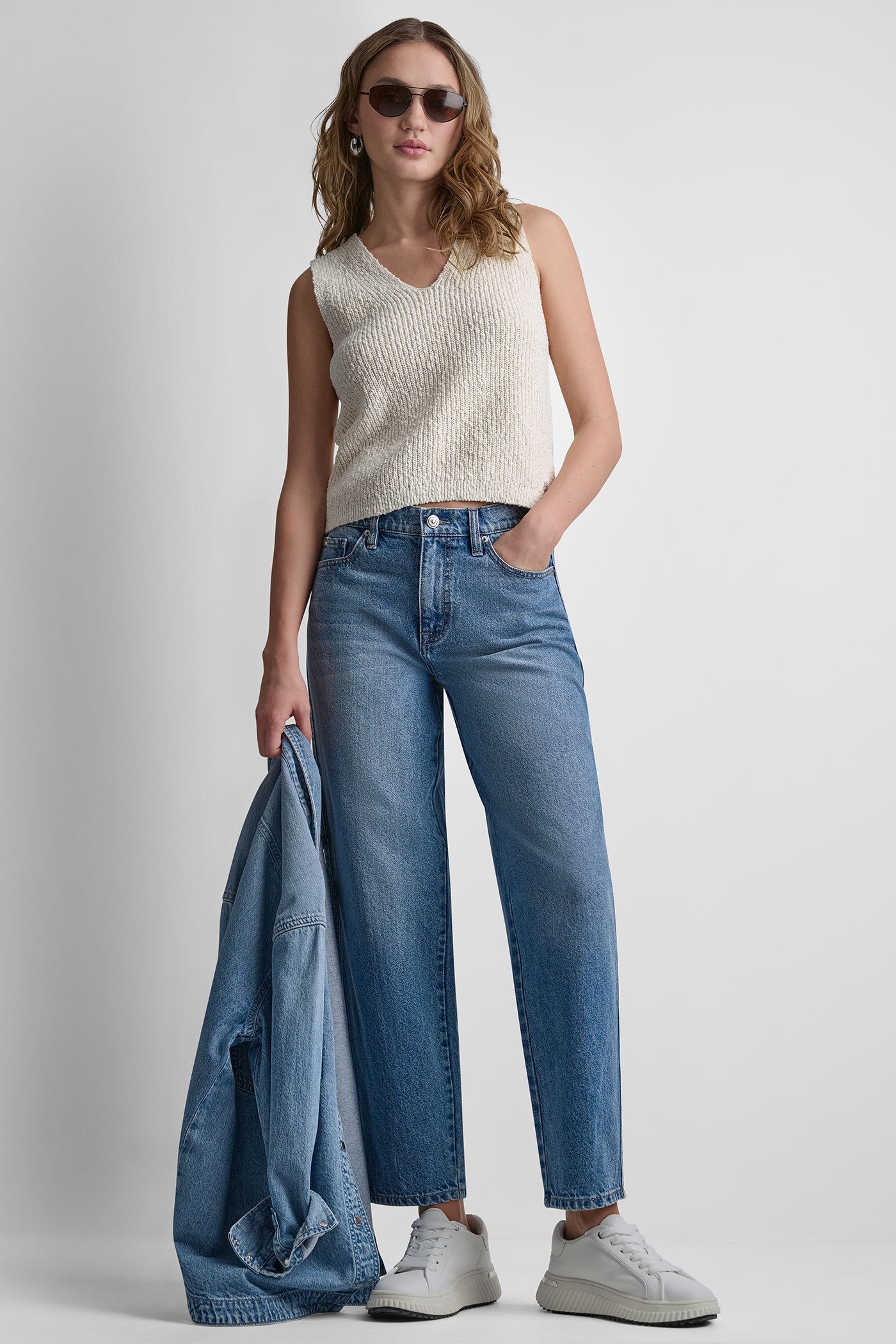 MID-RISE BABY BARREL LEG View 1 | Denim Destination MID-RISE BABY BARREL LEG View 1 | Denim Destination