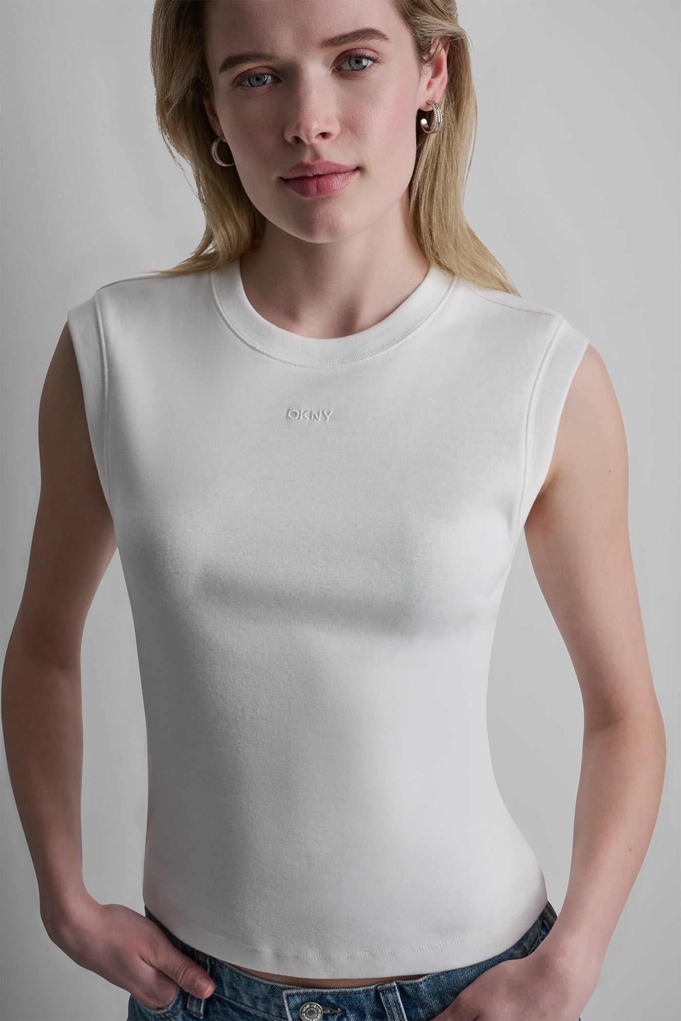 CREW NECK SLEEVELESS TEE View 1 | DKNY JEANS CREW NECK SLEEVELESS TEE View 1 | DKNY JEANS