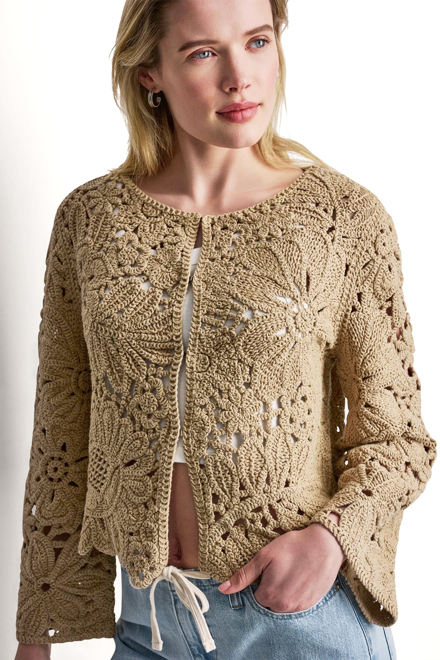 FLORAL CROCHET CARDIGAN WITH SCALLOP HEM View 2 | DKNY JEANS FLORAL CROCHET CARDIGAN WITH SCALLOP HEM View 2 | DKNY JEANS