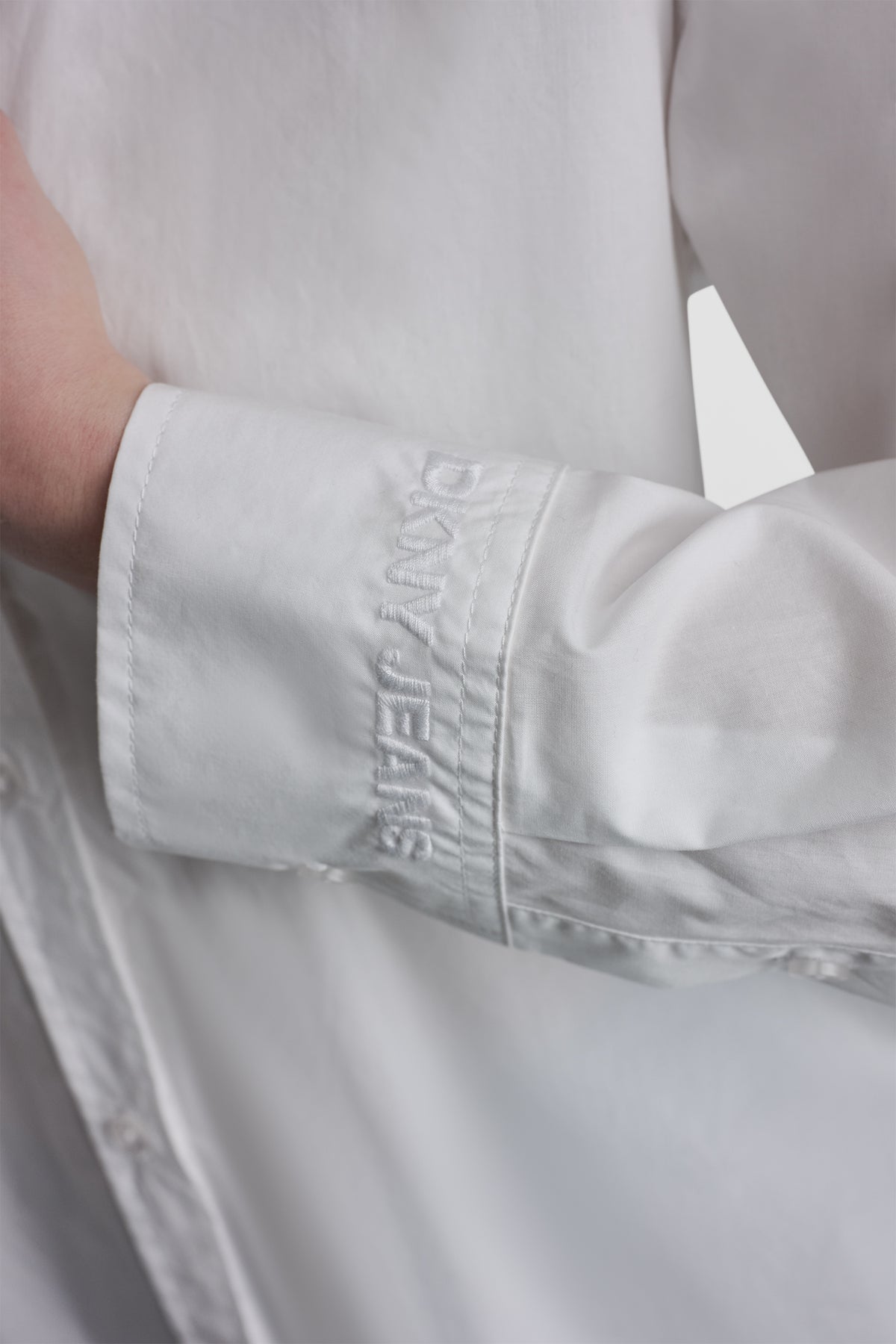 BUTTON FRONT SHIRT WITH FITTED BACK VIEW 2