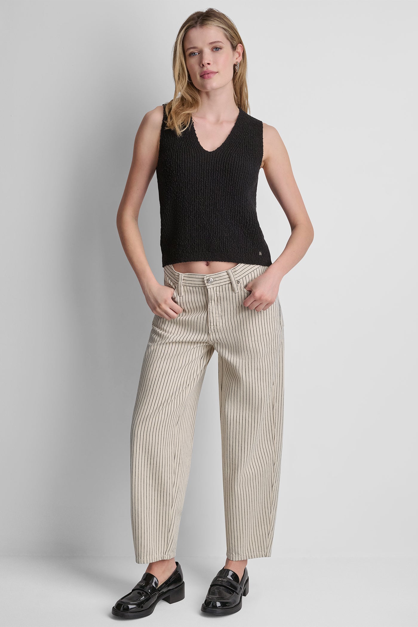 V-NECK SWEATER TANK View 2 | DKNY JEANS V-NECK SWEATER TANK View 2 | DKNY JEANS