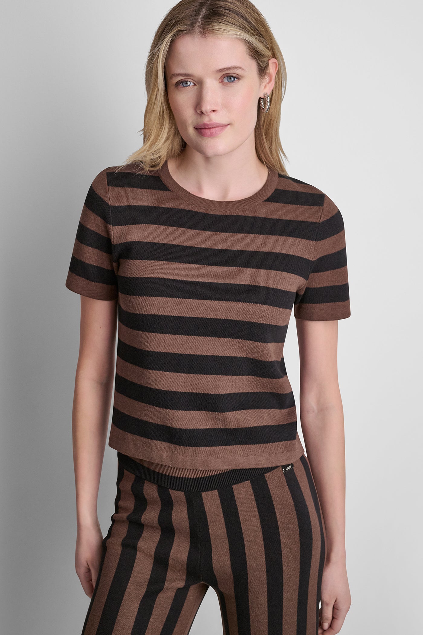 SHORT SLEEVE STRIPE SWEATER View 2 | DKNY JEANS SHORT SLEEVE STRIPE SWEATER View 2 | DKNY JEANS