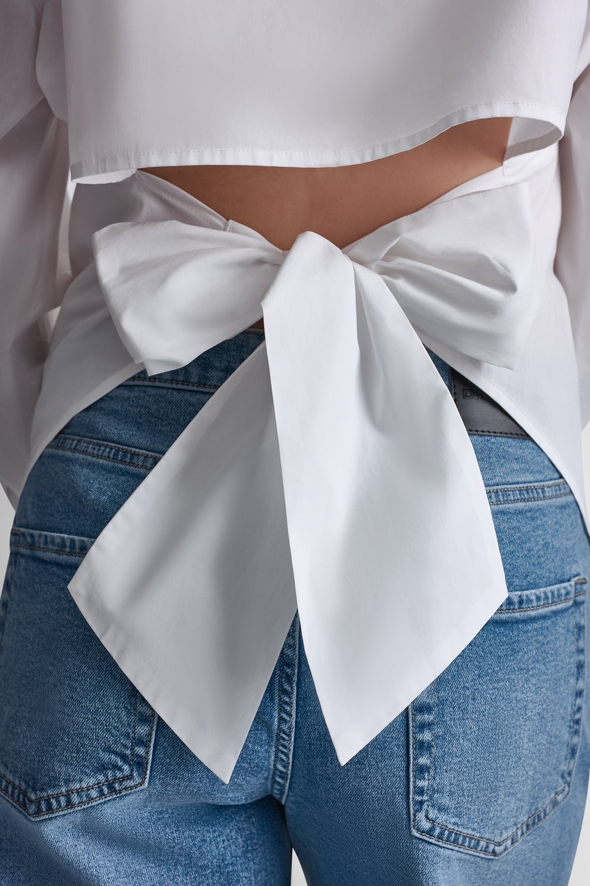 POPLIN CUTOUT TIE BACK SHIRT VIEW 2