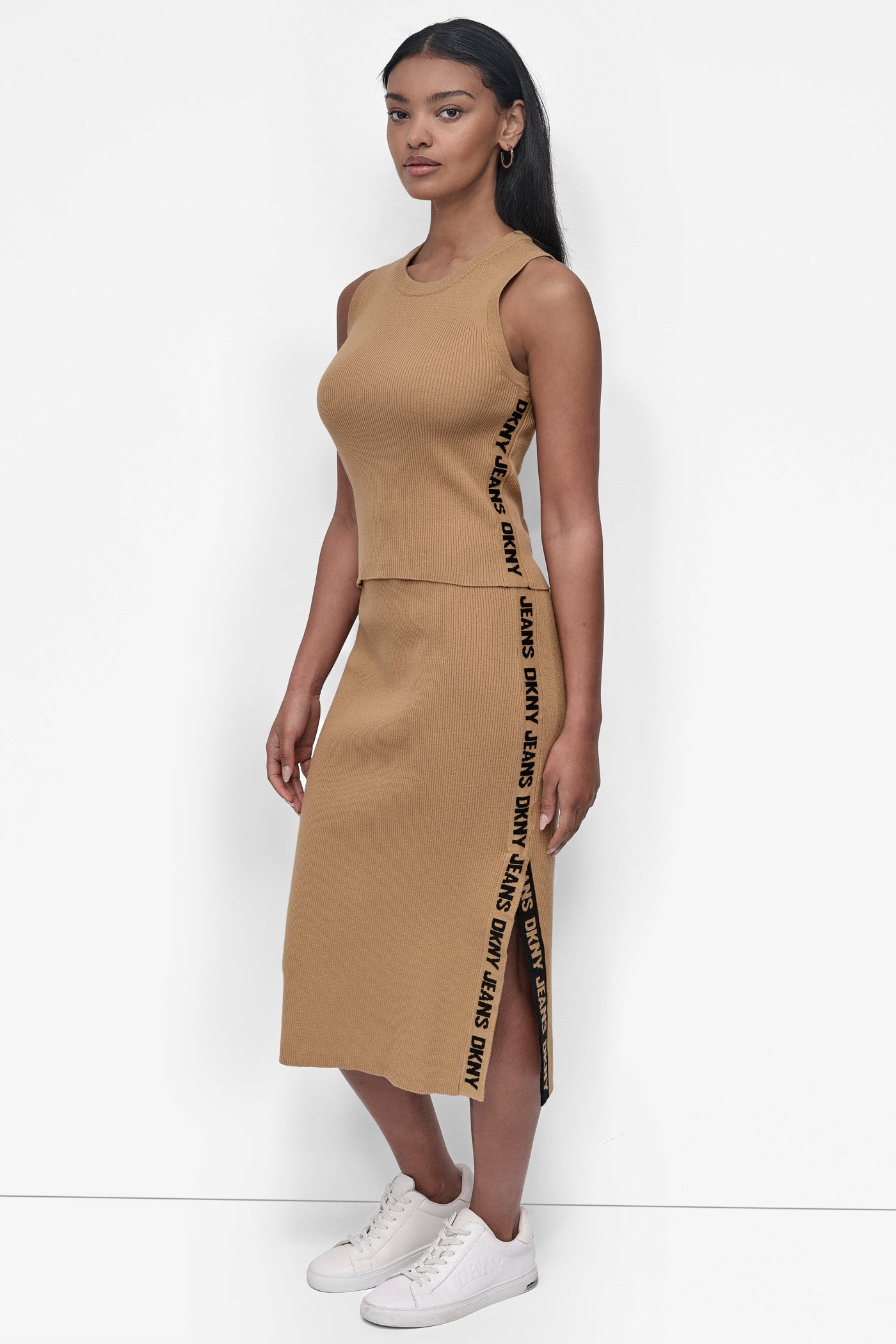 CROPPED LOGO-TRIMMED TOP VIEW 8 | Under $50 CROPPED LOGO-TRIMMED TOP VIEW 8 | Under $50