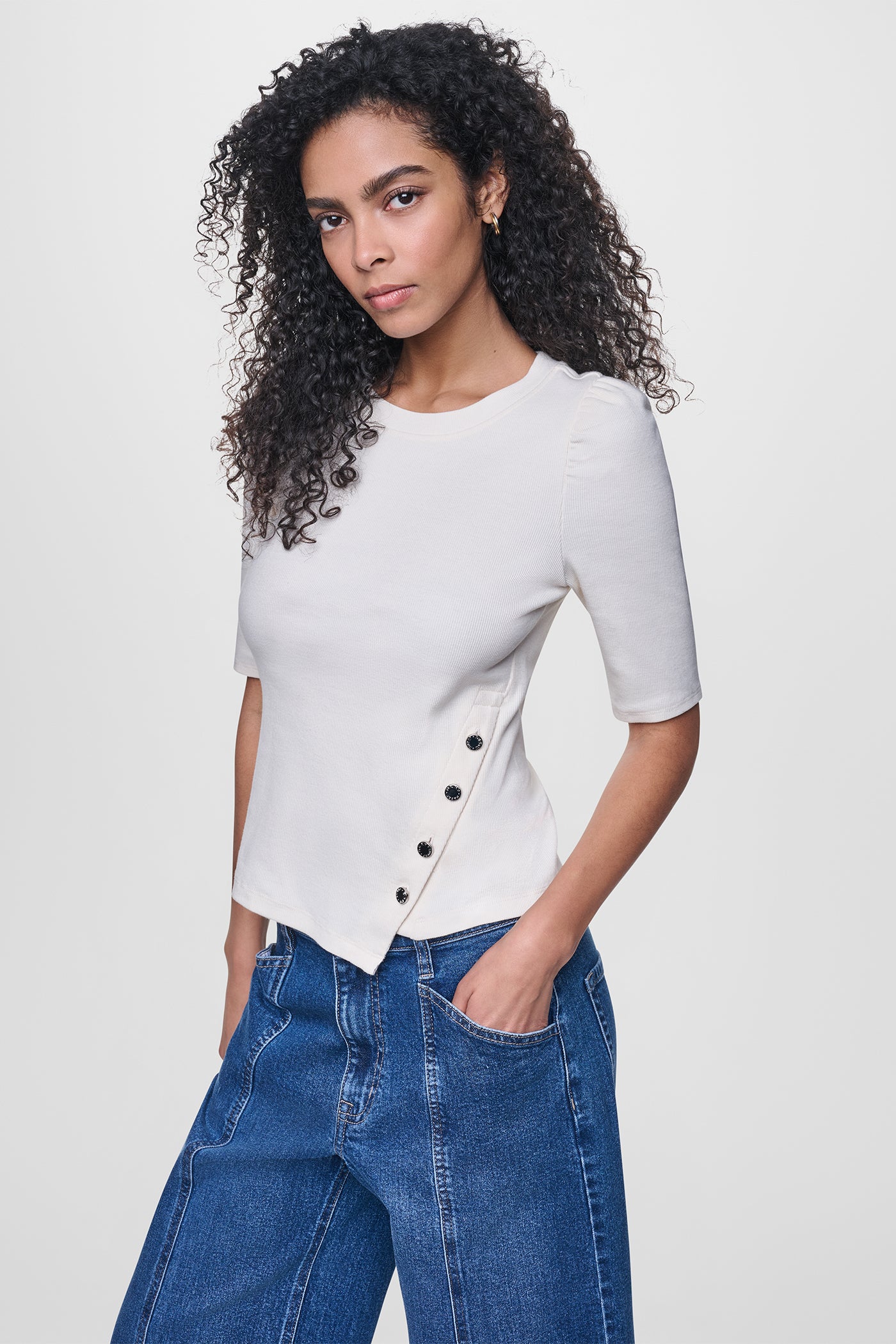 SHORT SLEEVE ASYMMETRIC TOP View 2 | NEW NEUTRALS SHORT SLEEVE ASYMMETRIC TOP View 2 | NEW NEUTRALS