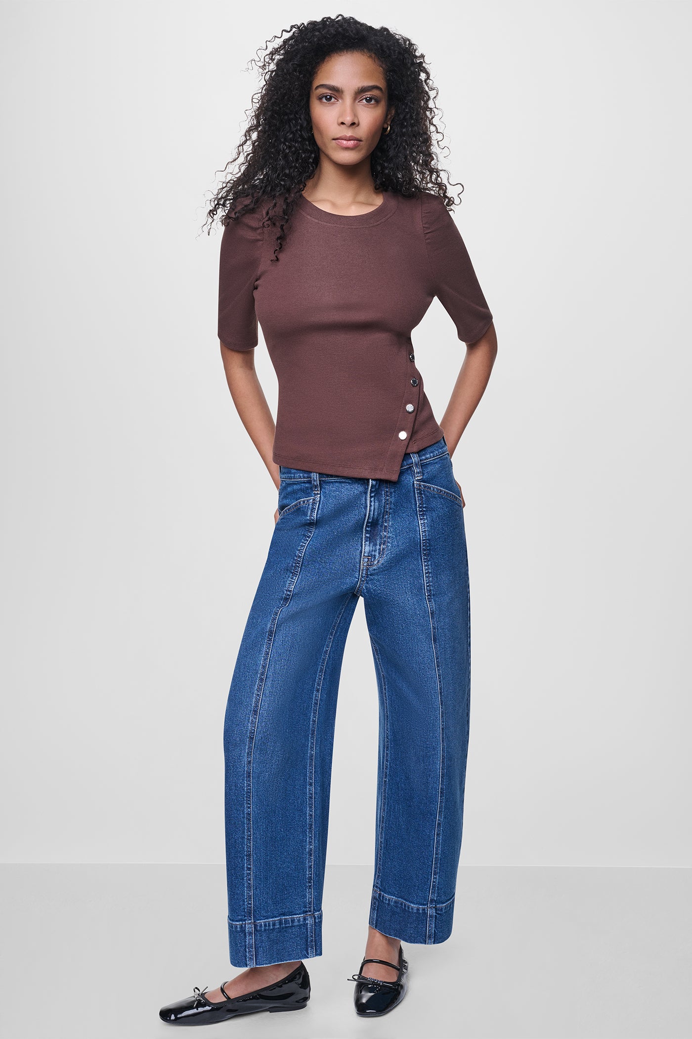 SHORT SLEEVE ASYMMETRIC TOP View 2 | NEW NEUTRALS SHORT SLEEVE ASYMMETRIC TOP View 2 | NEW NEUTRALS