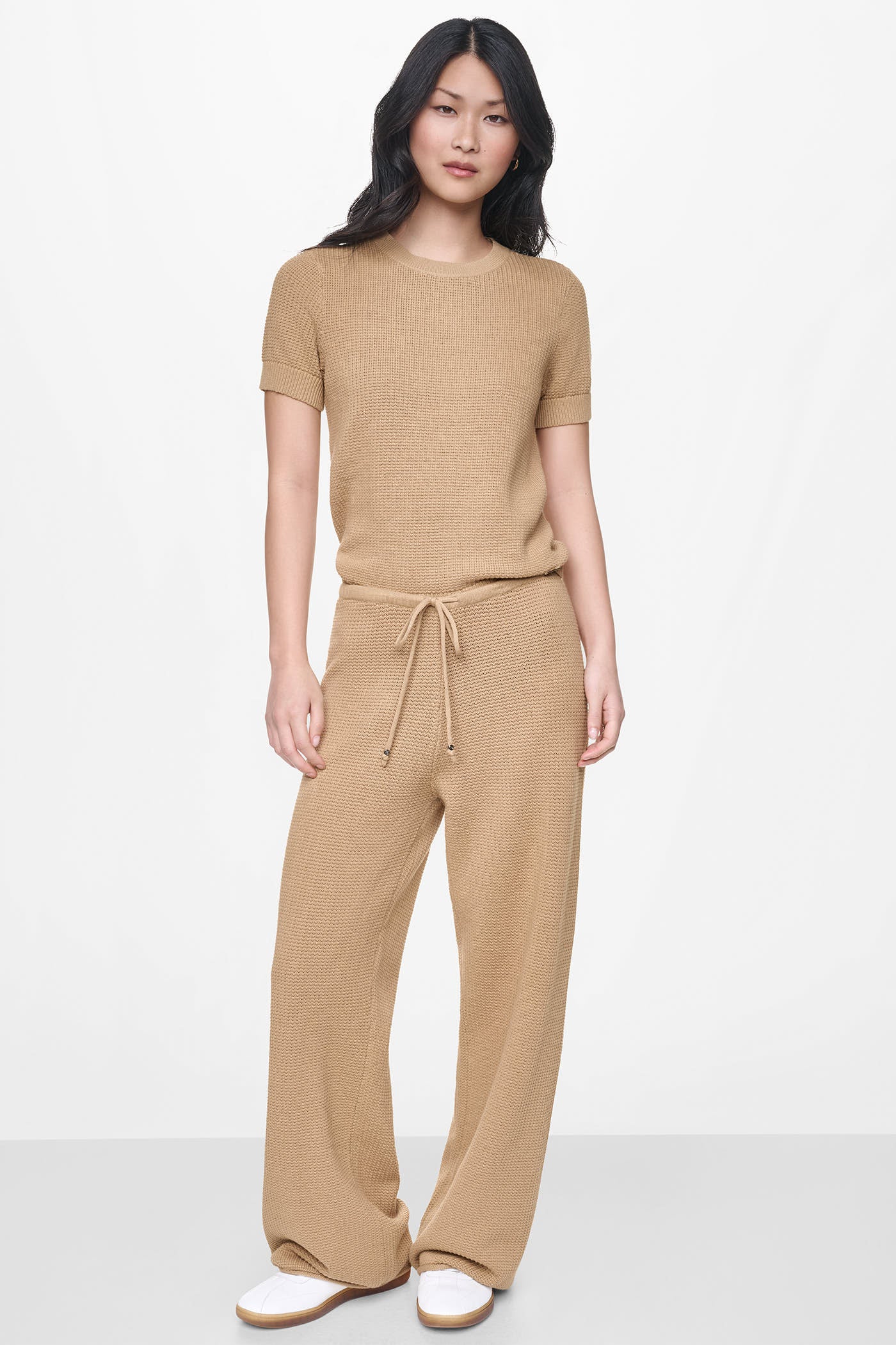 TUCK STITCH HIGH-RISE DRAWSTRING PANT VIEW 5 | Gifts Under $100 TUCK STITCH HIGH-RISE DRAWSTRING PANT VIEW 5 | Gifts Under $100