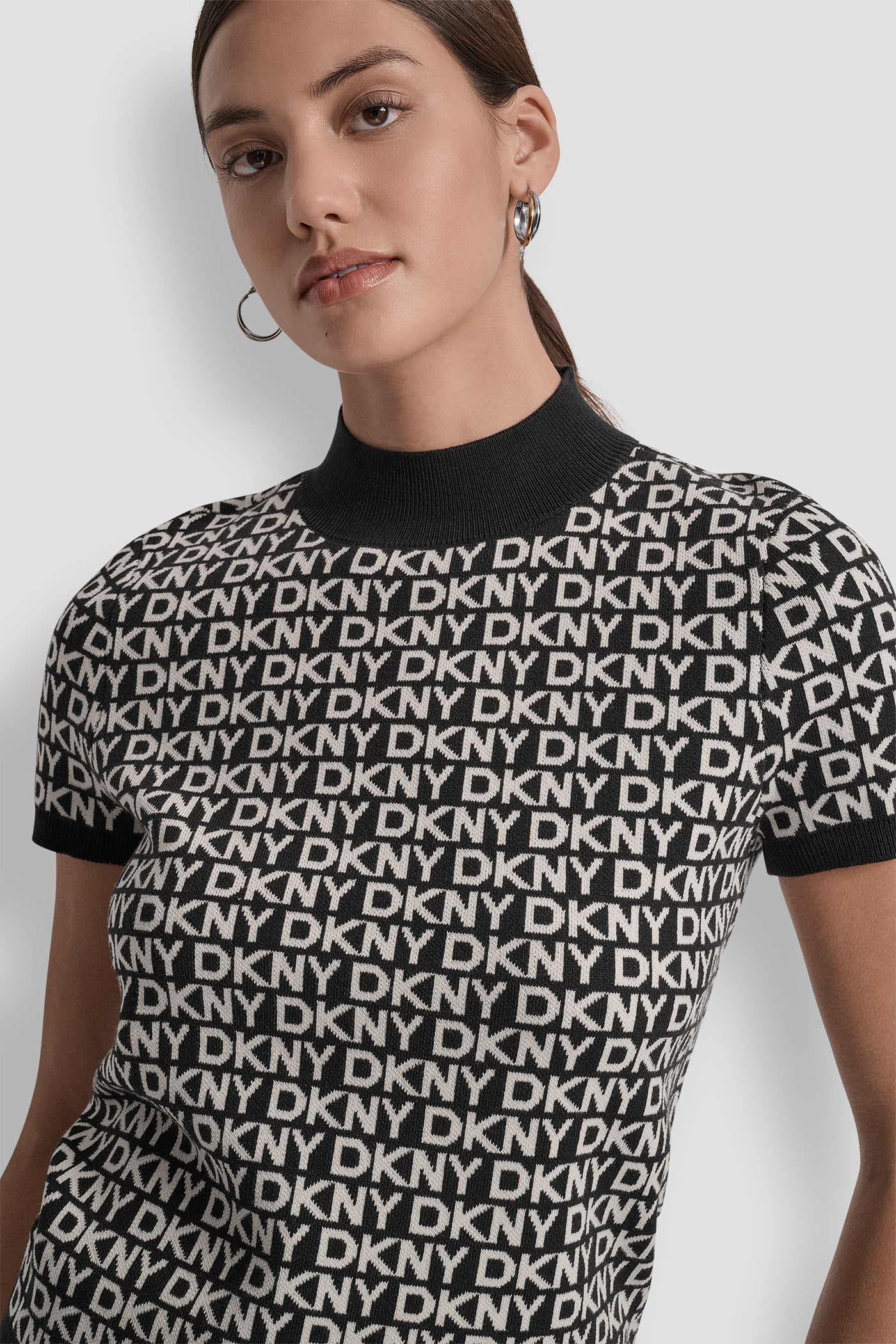 LOGO JACQUARD SHORT SLEEVE MOCK NECK TOP VIEW 4 | MATCHING SETS LOGO JACQUARD SHORT SLEEVE MOCK NECK TOP VIEW 4 | MATCHING SETS