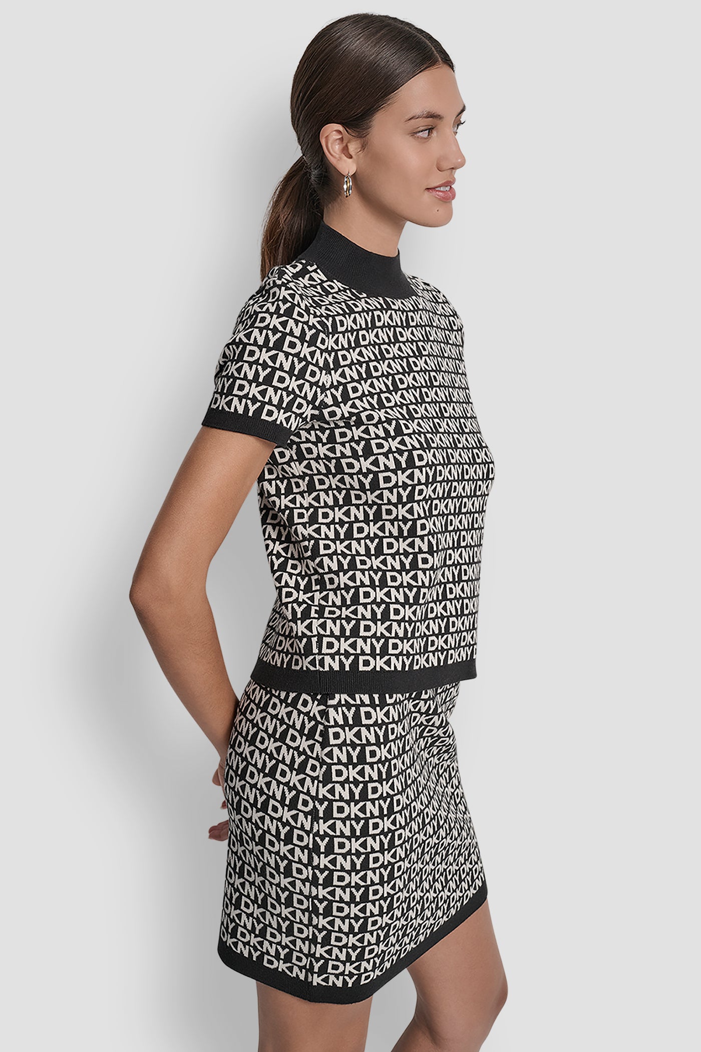 LOGO JACQUARD SHORT SLEEVE MOCK NECK TOP VIEW 3 | MATCHING SETS LOGO JACQUARD SHORT SLEEVE MOCK NECK TOP VIEW 3 | MATCHING SETS