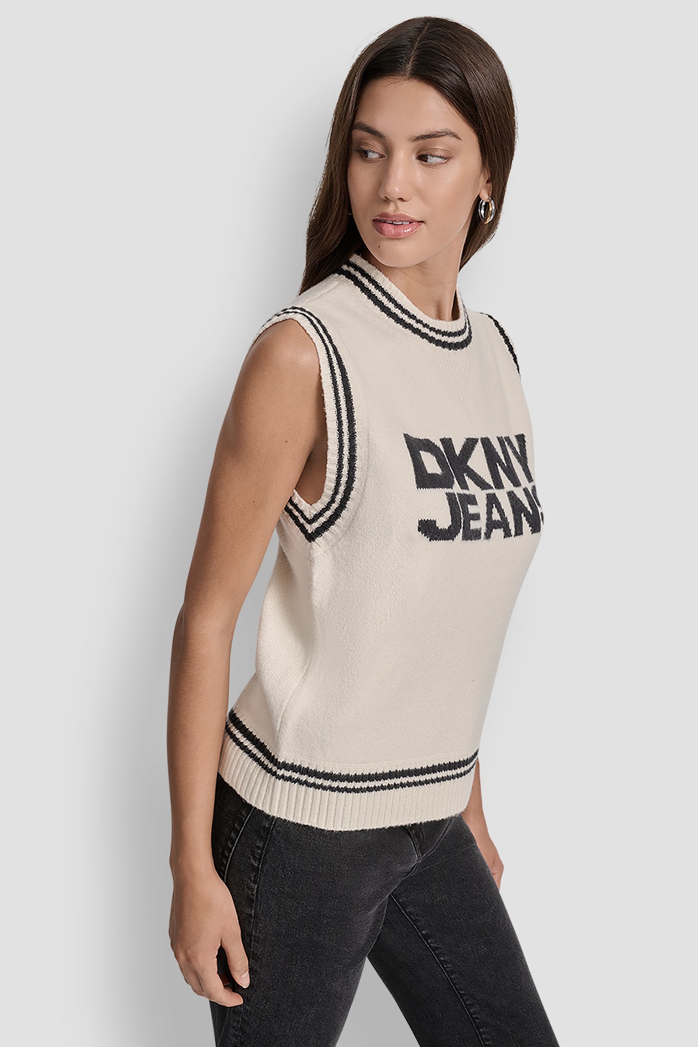 SLEEVELESS CREW NECK TIPPED SWEATER VEST VIEW 3 | WOMEN'S SWEATERS & TOPS SLEEVELESS CREW NECK TIPPED SWEATER VEST VIEW 3 | WOMEN'S SWEATERS & TOPS
