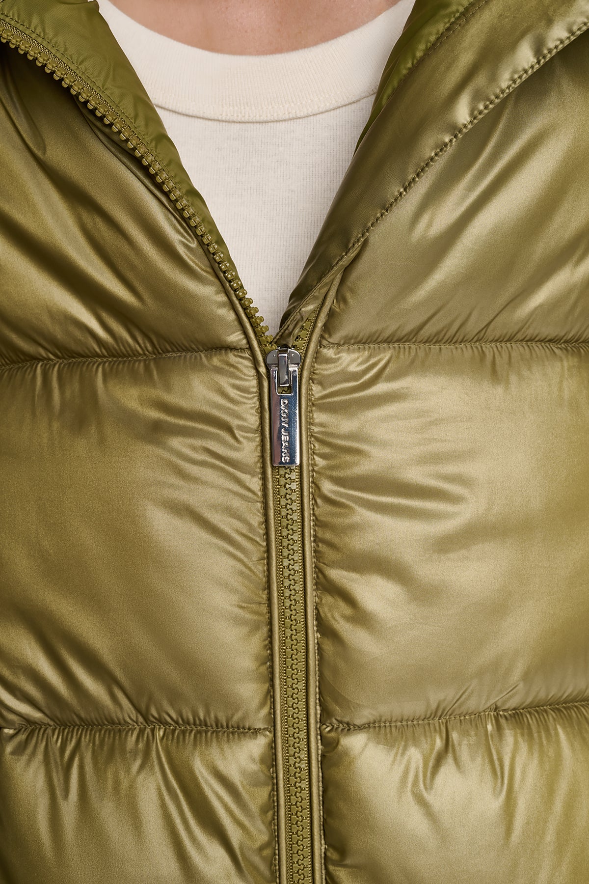 QUILTED PUFFER WITH DRAMA COLLAR VIEW 2