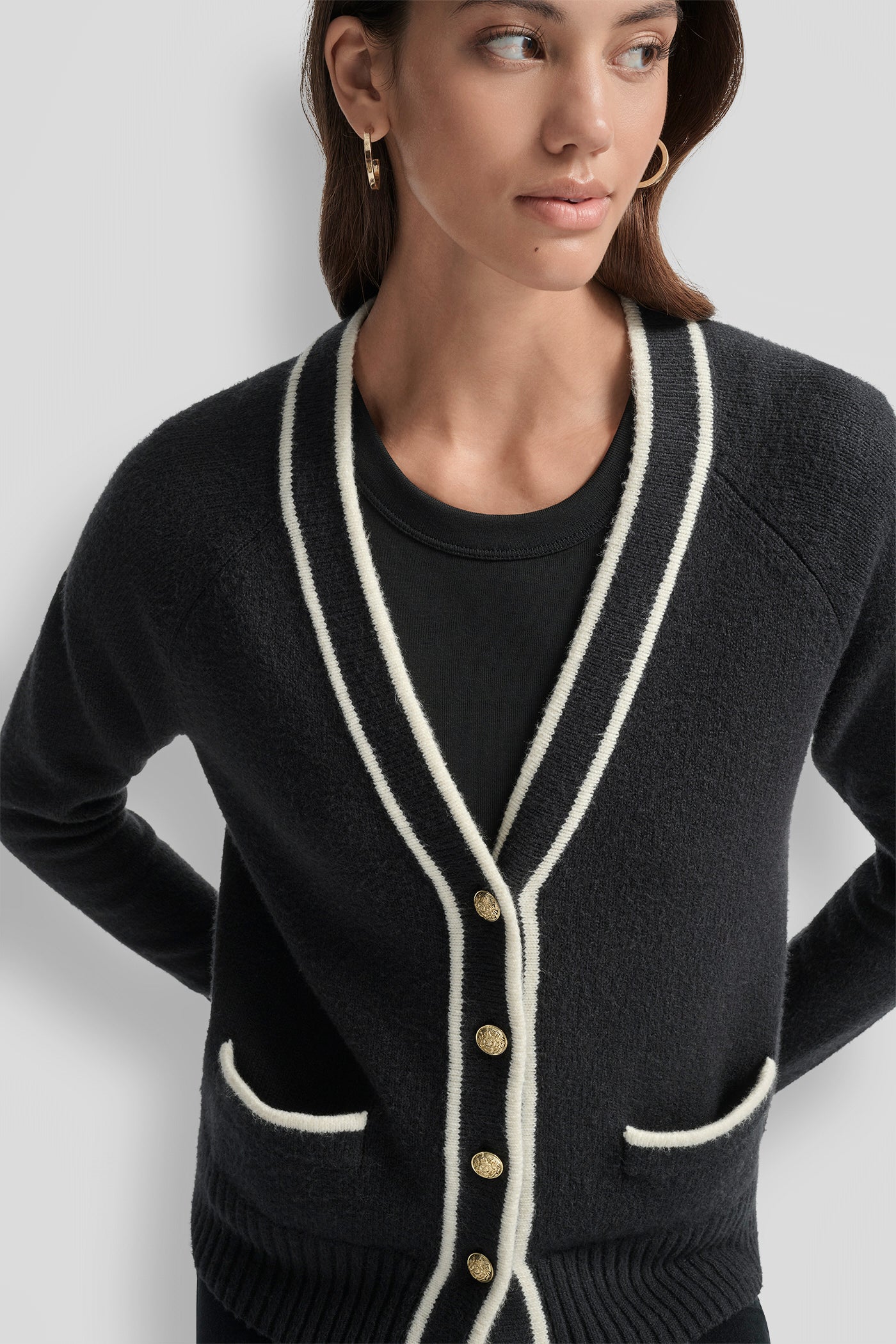 LONG SLEEVE TIPPED V-NECK CARDIGAN WITH REGAL BUTTON VIEW 6 | WOMEN'S SWEATERS & TOPS LONG SLEEVE TIPPED V-NECK CARDIGAN WITH REGAL BUTTON VIEW 6 | WOMEN'S SWEATERS & TOPS