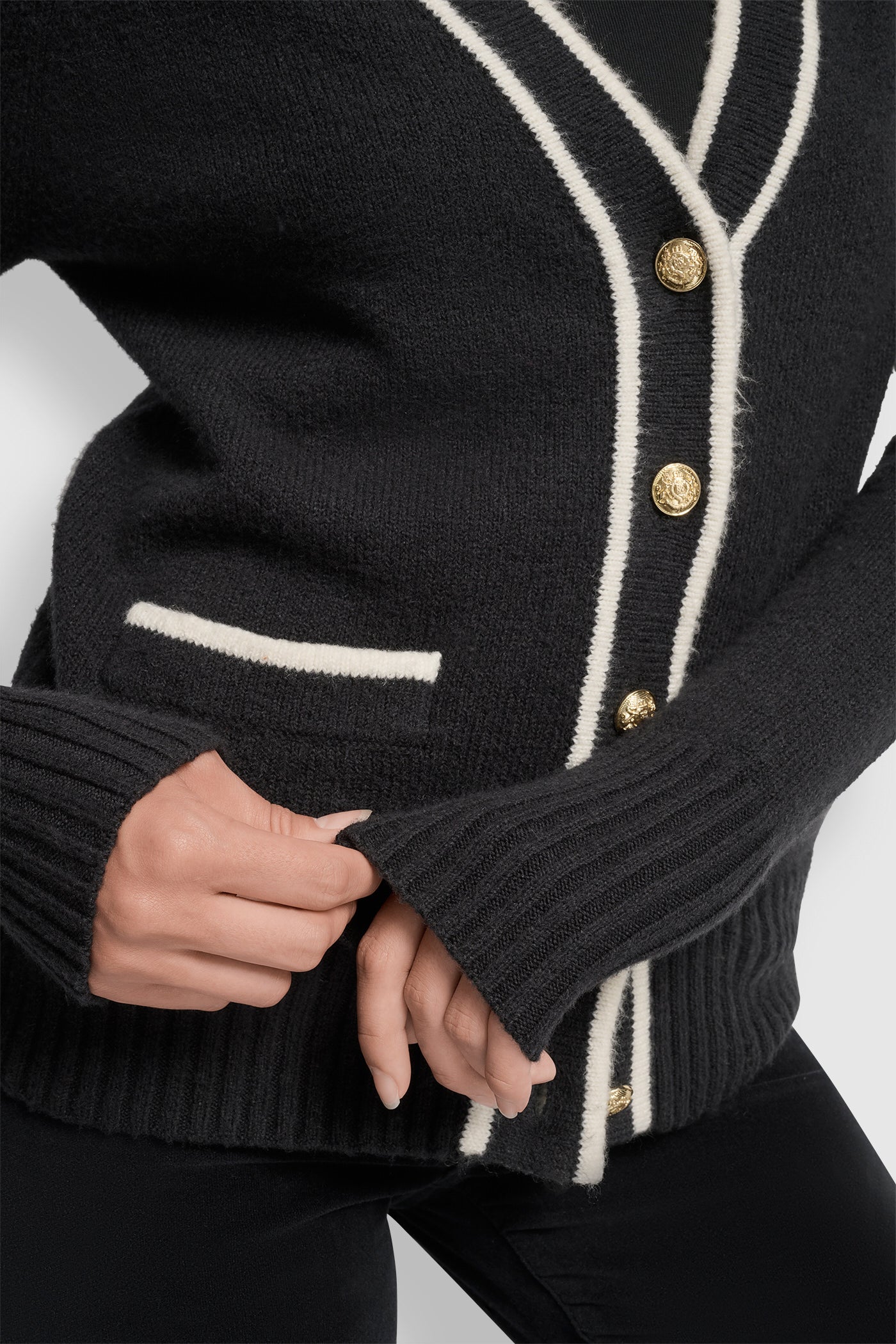 LONG SLEEVE TIPPED V-NECK CARDIGAN WITH REGAL BUTTON VIEW 5 | WOMEN'S SWEATERS & TOPS LONG SLEEVE TIPPED V-NECK CARDIGAN WITH REGAL BUTTON VIEW 5 | WOMEN'S SWEATERS & TOPS