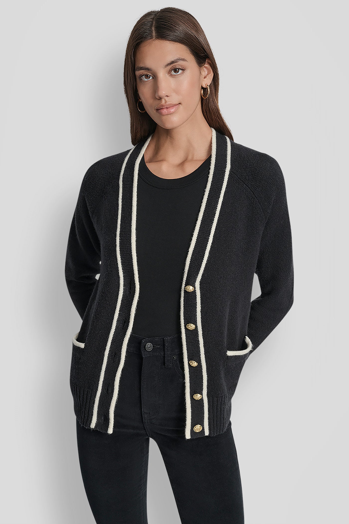 LONG SLEEVE TIPPED V-NECK CARDIGAN WITH REGAL BUTTON VIEW 4 | WOMEN'S SWEATERS & TOPS LONG SLEEVE TIPPED V-NECK CARDIGAN WITH REGAL BUTTON VIEW 4 | WOMEN'S SWEATERS & TOPS