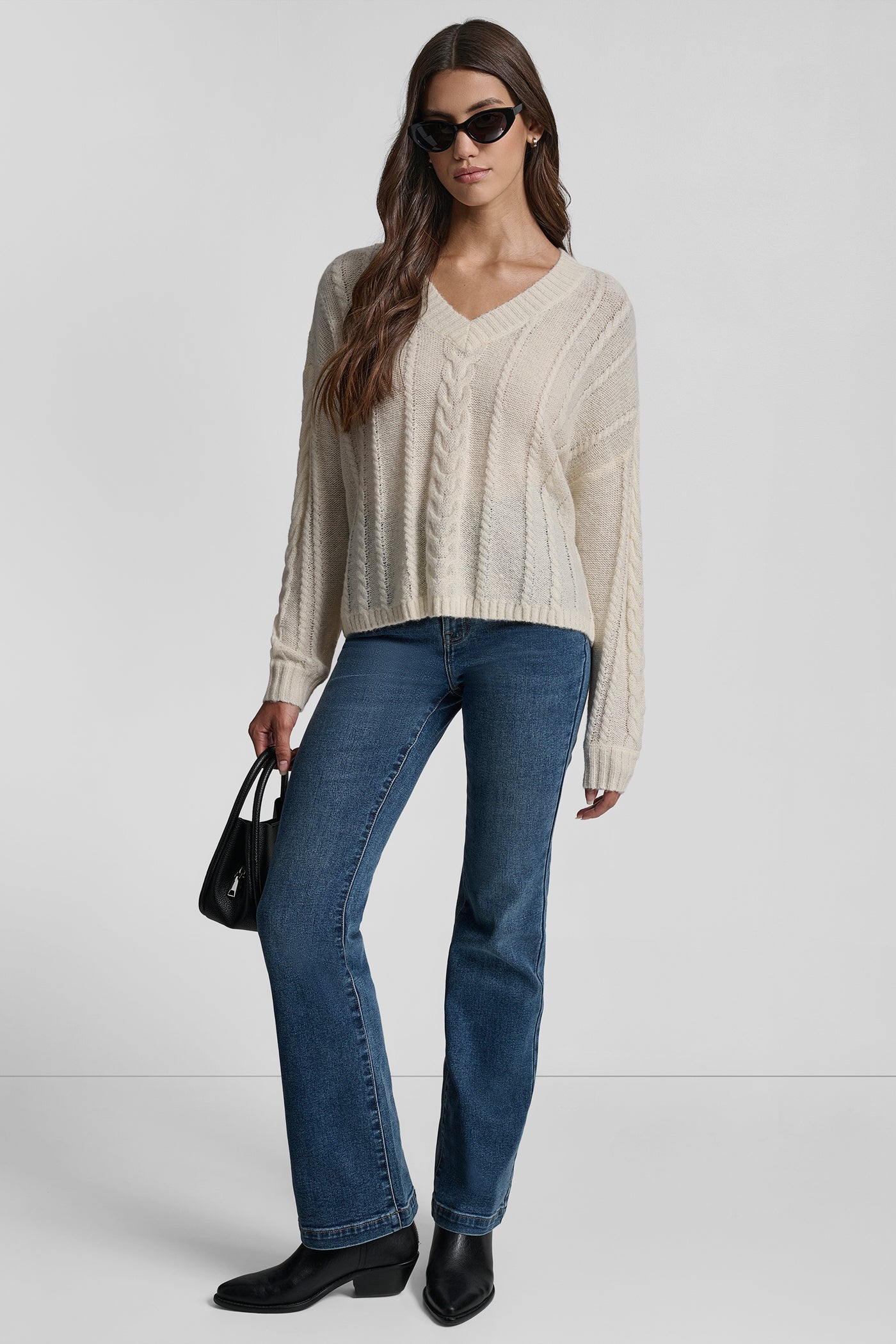 MOHAIR LIKE CABLE V-NECK SWEATER VIEW 6 | DKNY Promo MOHAIR LIKE CABLE V-NECK SWEATER VIEW 6 | DKNY Promo