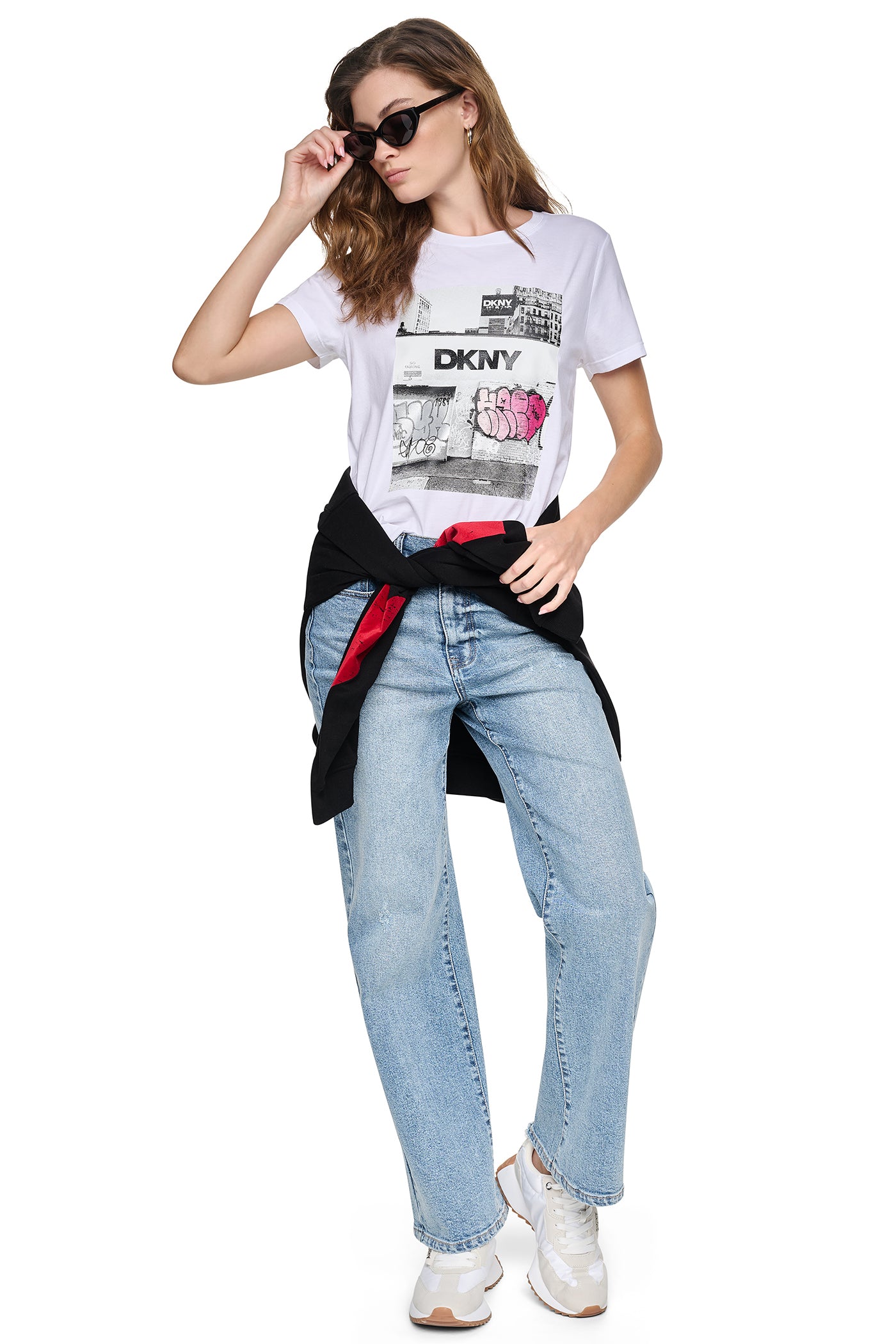 GRAFFITI PHOTO LOGO TEE View 1 | Fall Collection GRAFFITI PHOTO LOGO TEE View 1 | Fall Collection