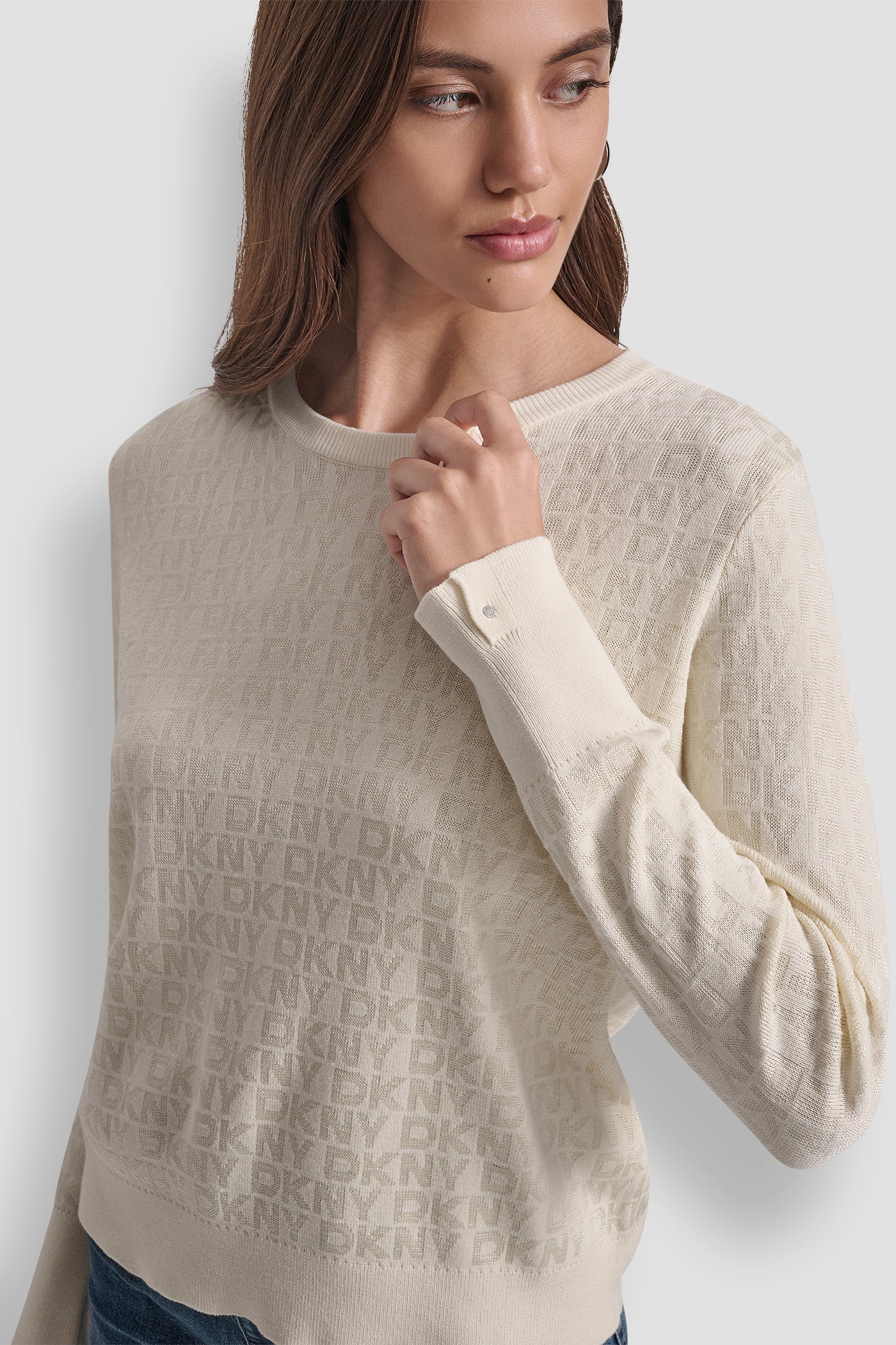 LONG SLEEVE CREW NECK LOGO SWEATER WITH CUFF SLIT VIEW 5 | Clothing LONG SLEEVE CREW NECK LOGO SWEATER WITH CUFF SLIT VIEW 5 | Clothing