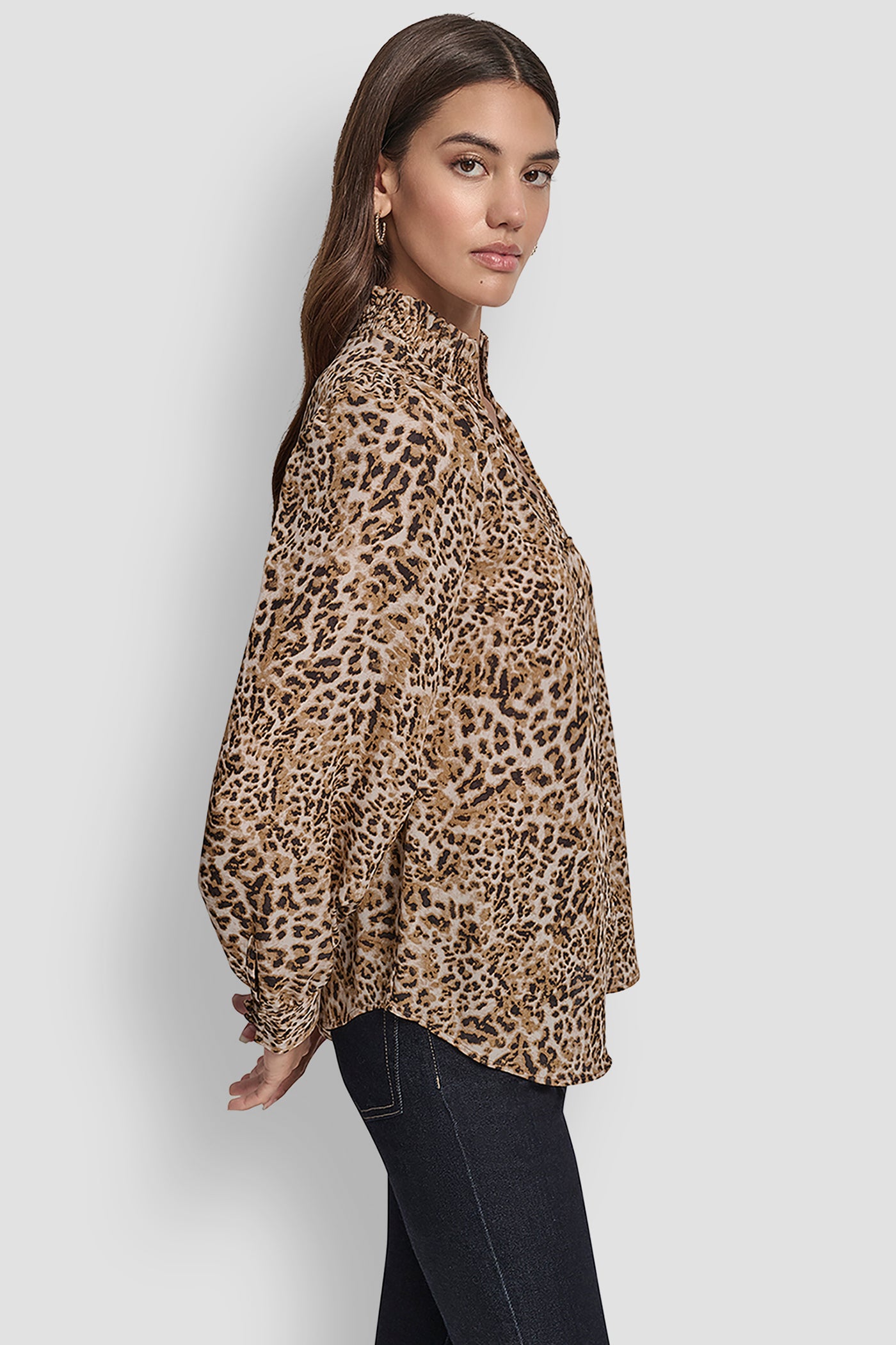 SMOCKED COLLAR SHIRT WITH PUFF VOLUME SLEEVE VIEW 3 | WOMEN'S SWEATERS & TOPS SMOCKED COLLAR SHIRT WITH PUFF VOLUME SLEEVE VIEW 3 | WOMEN'S SWEATERS & TOPS