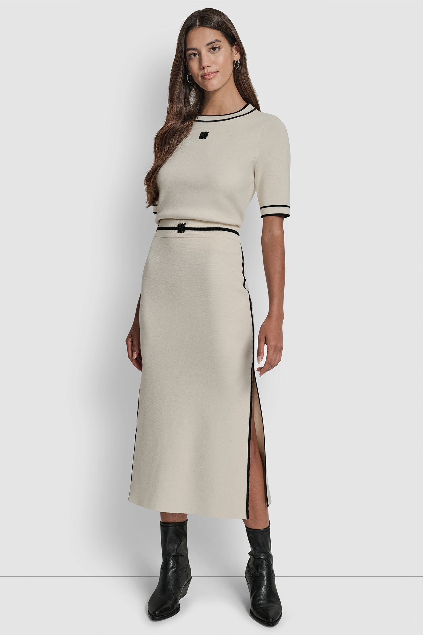 COLOR BLOCK MAXI SKIRT WITH SIDE SLITS AND LOGO PATCH VIEW 5 | WOMEN'S SWEATERS & TOPS COLOR BLOCK MAXI SKIRT WITH SIDE SLITS AND LOGO PATCH VIEW 5 | WOMEN'S SWEATERS & TOPS