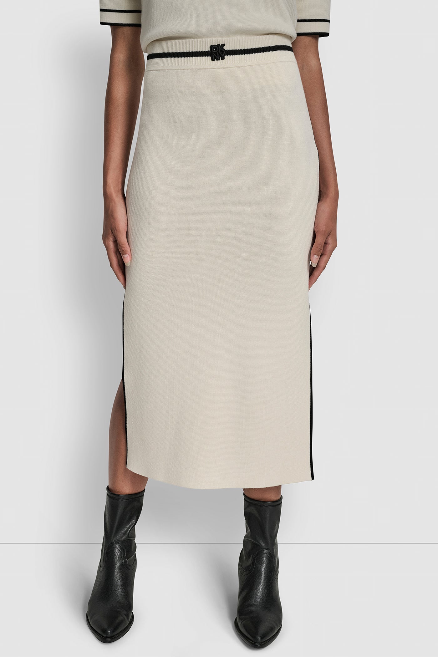 COLOR BLOCK MAXI SKIRT WITH SIDE SLITS AND LOGO PATCH VIEW 1 | WOMEN'S SWEATERS & TOPS COLOR BLOCK MAXI SKIRT WITH SIDE SLITS AND LOGO PATCH VIEW 1 | WOMEN'S SWEATERS & TOPS