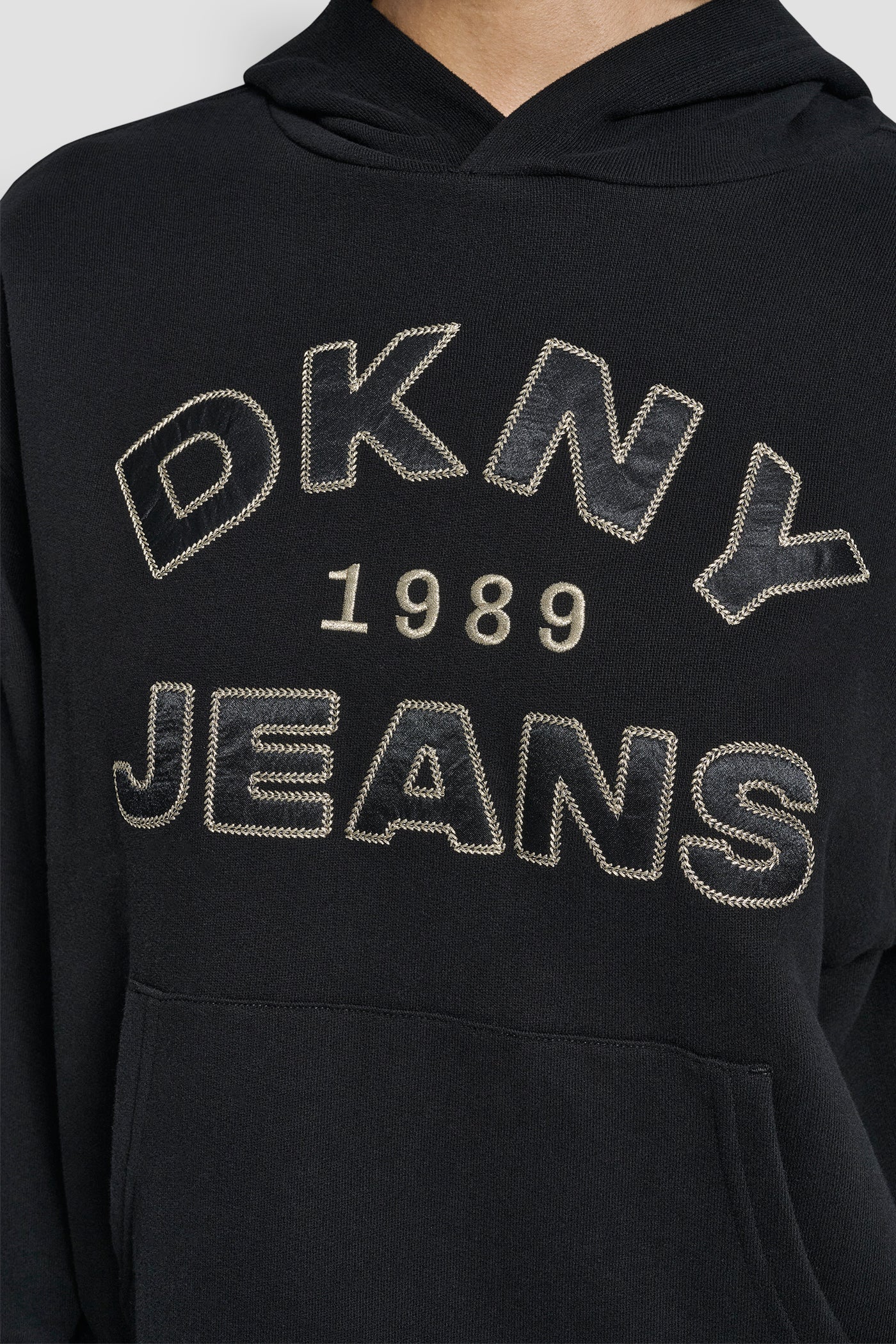 DKNY JEANS SATIN APPLIQUE CHAINSTITCH LOGO SWEATSHIRT VIEW 4 | New clothing DKNY JEANS SATIN APPLIQUE CHAINSTITCH LOGO SWEATSHIRT VIEW 4 | New clothing