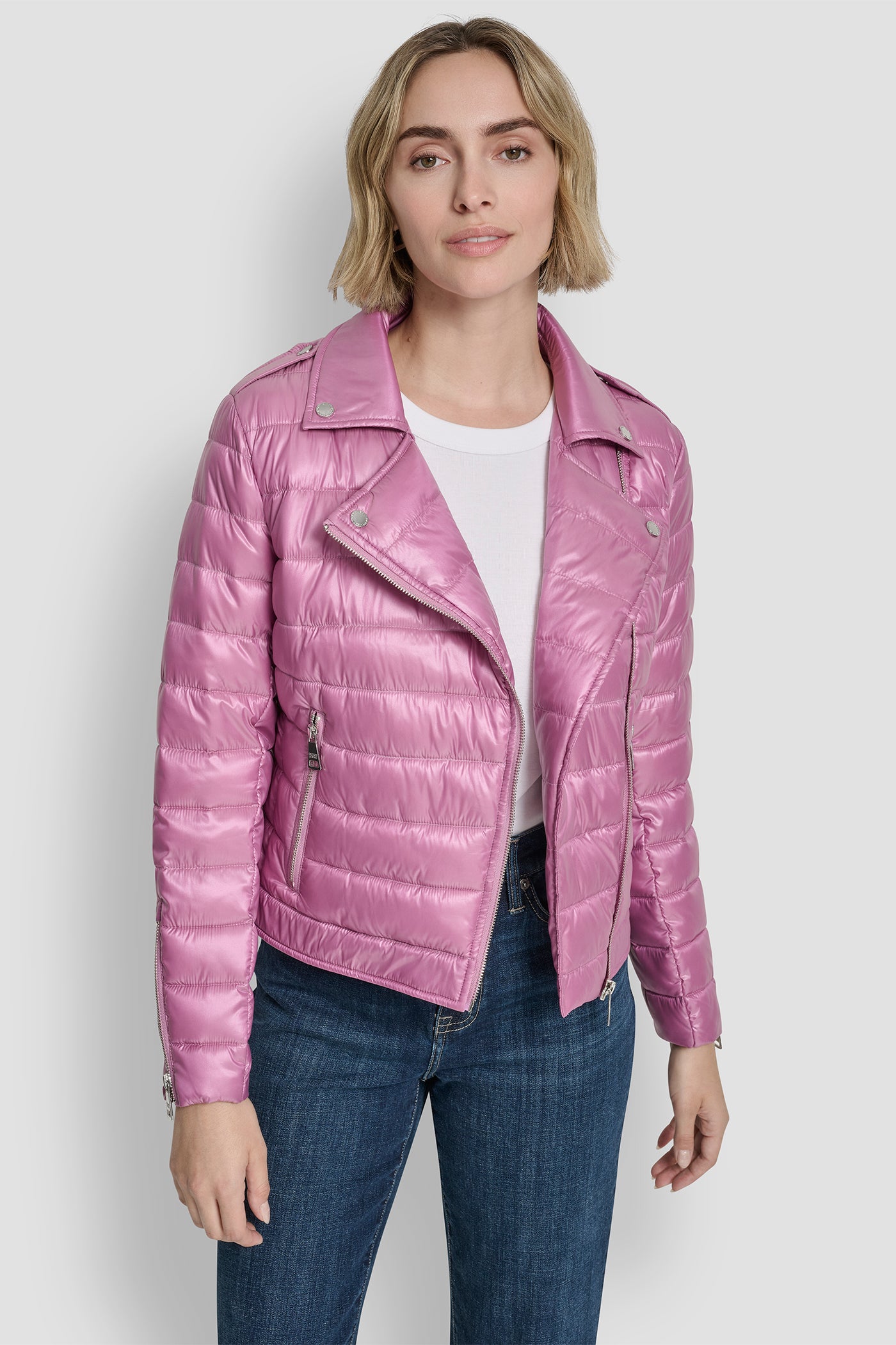 MOTO STYLE LIGHT WEIGHT PUFFER JACKET VIEW 5 | Women's Clearance MOTO STYLE LIGHT WEIGHT PUFFER JACKET VIEW 5 | Women's Clearance