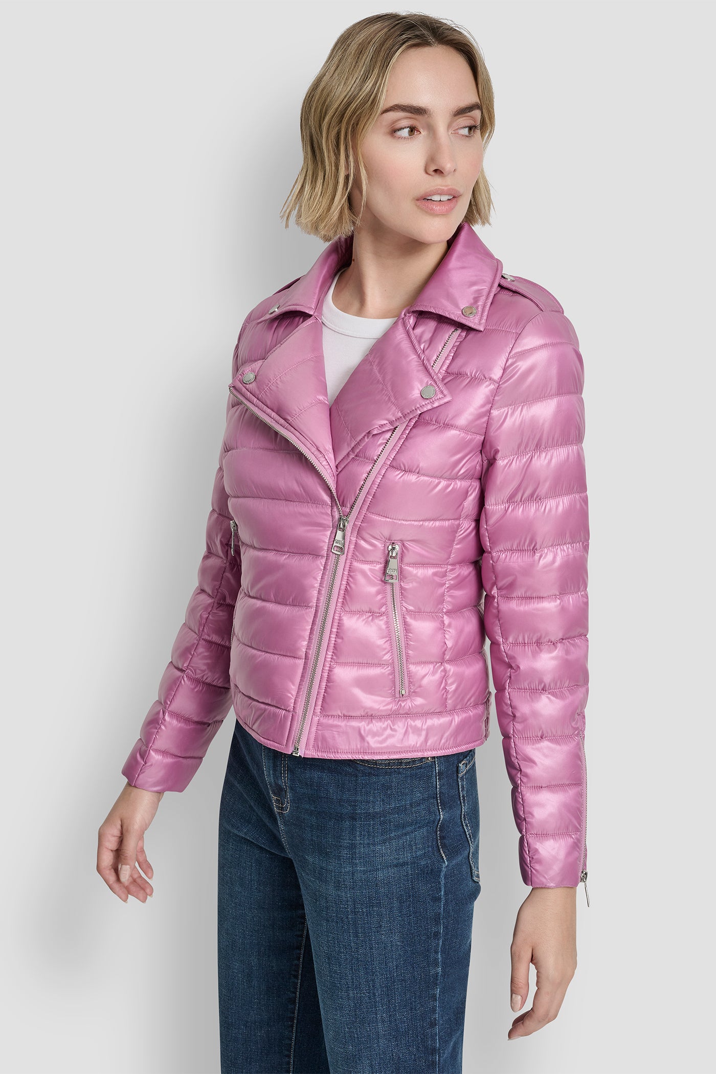MOTO STYLE LIGHT WEIGHT PUFFER JACKET VIEW 4 | Women's Clearance MOTO STYLE LIGHT WEIGHT PUFFER JACKET VIEW 4 | Women's Clearance