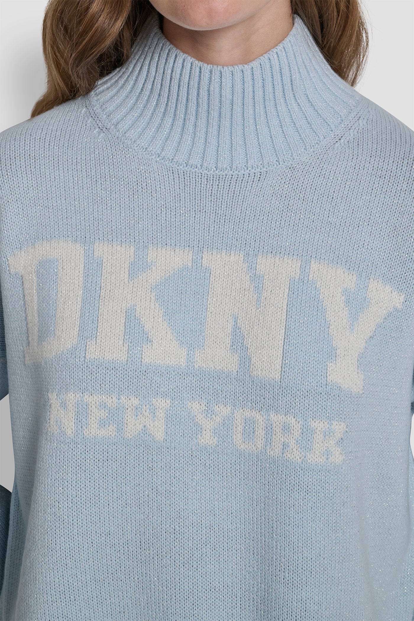 LOGO TURTLENECK HIGH LOW SWEATER VIEW 4 | DKNY Promo LOGO TURTLENECK HIGH LOW SWEATER VIEW 4 | DKNY Promo