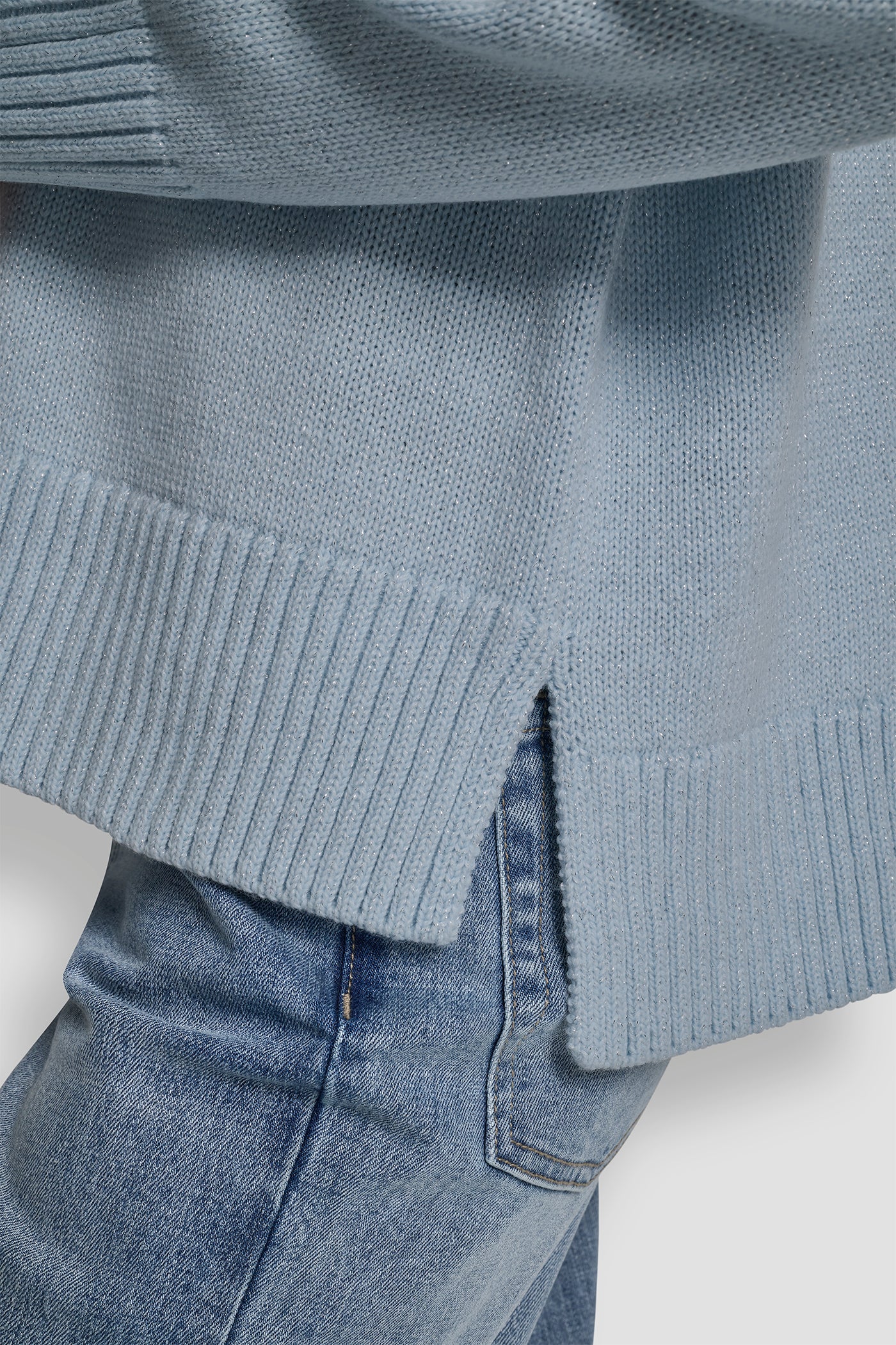 LOGO TURTLENECK HIGH LOW SWEATER VIEW 5 | DKNY Promo LOGO TURTLENECK HIGH LOW SWEATER VIEW 5 | DKNY Promo