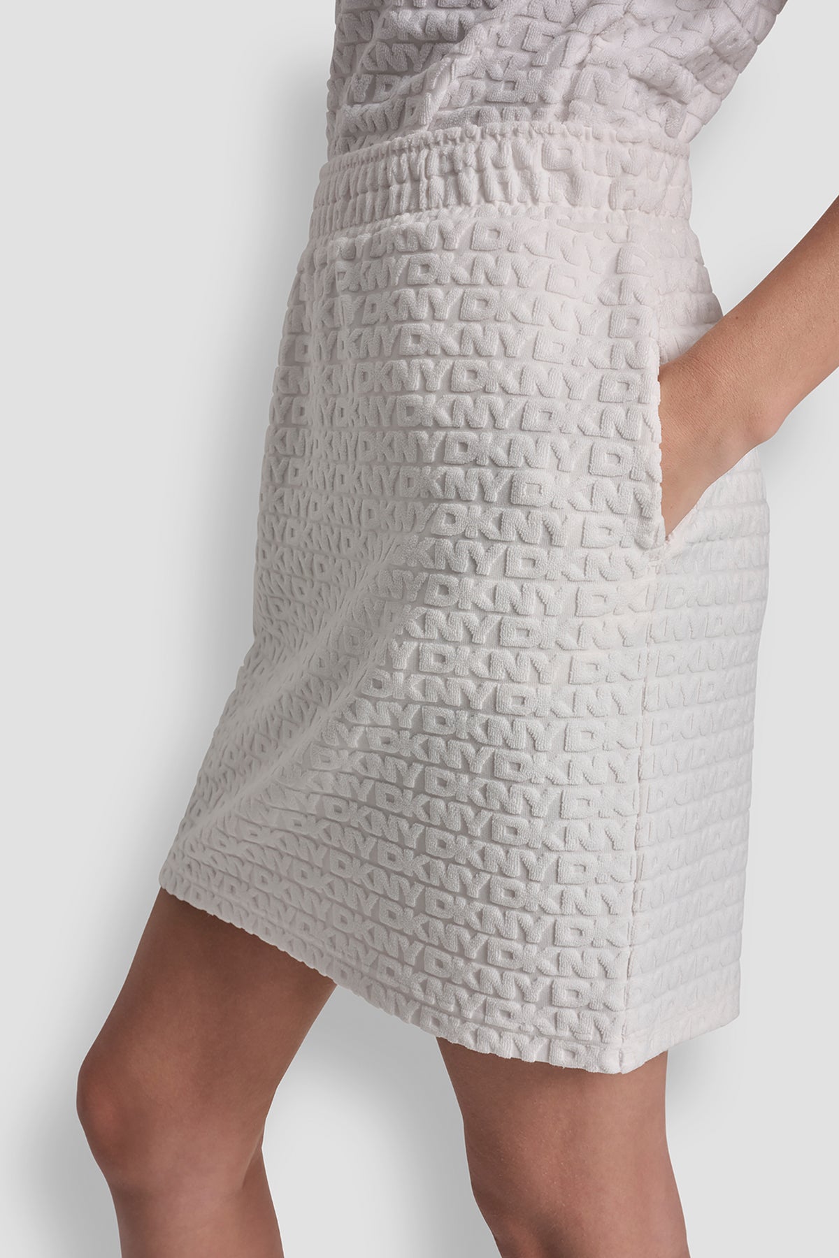 LOGO JACQUARD PULL-ON SKIRT VIEW 2