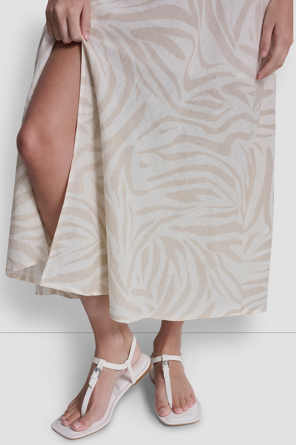 LINEN-BLEND TIE BACK MAXI DRESS VIEW 2