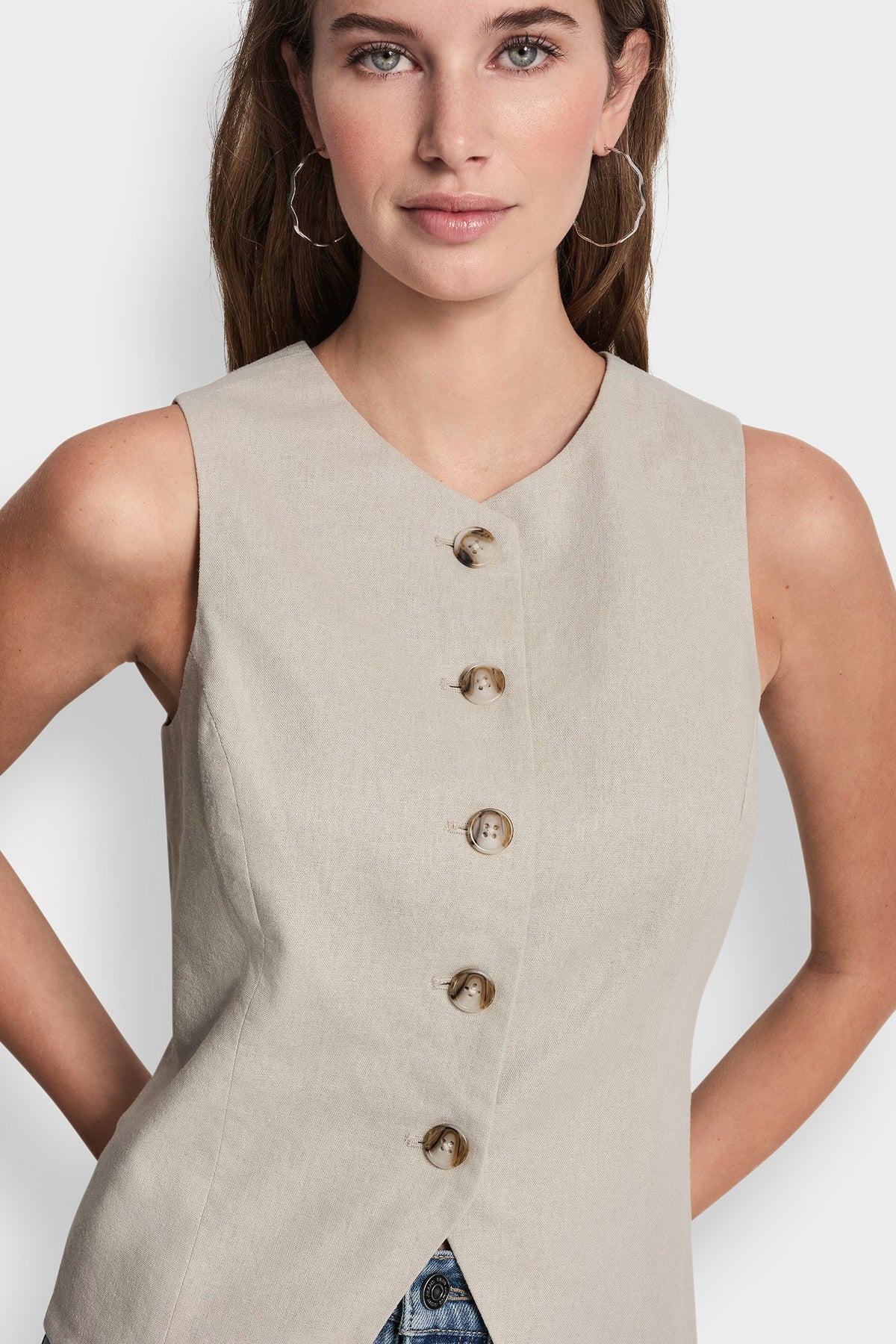 LINEN BUTTON-FRONT VEST VIEW 2
