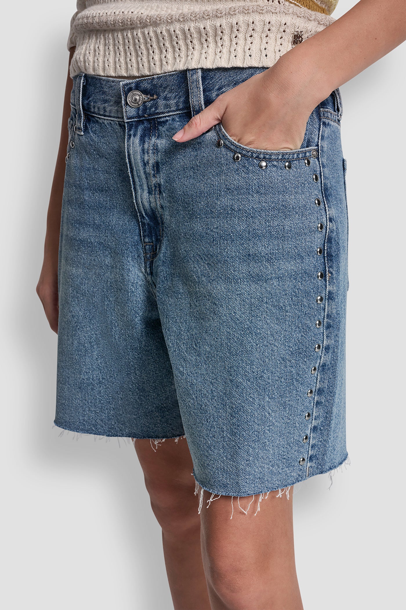 MID-RISE DENIM SHORT View 2 | Women's Clearance MID-RISE DENIM SHORT View 2 | Women's Clearance