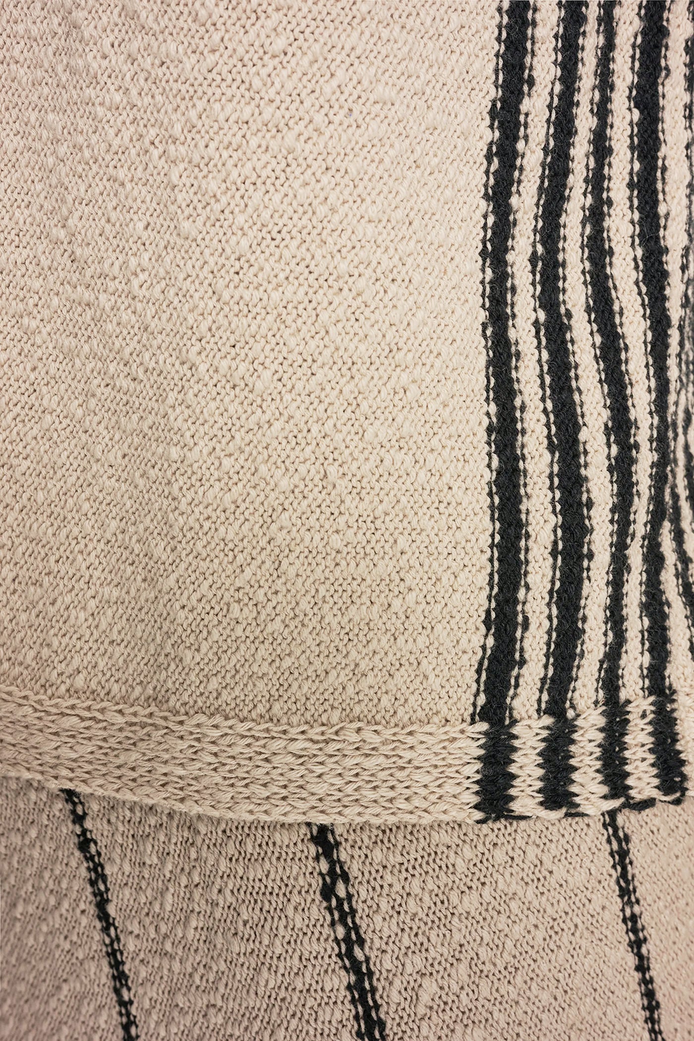 SLEEVELESS SWEATER WITH STRIPED DETAIL VIEW 8 SLEEVELESS SWEATER WITH STRIPED DETAIL VIEW 8
