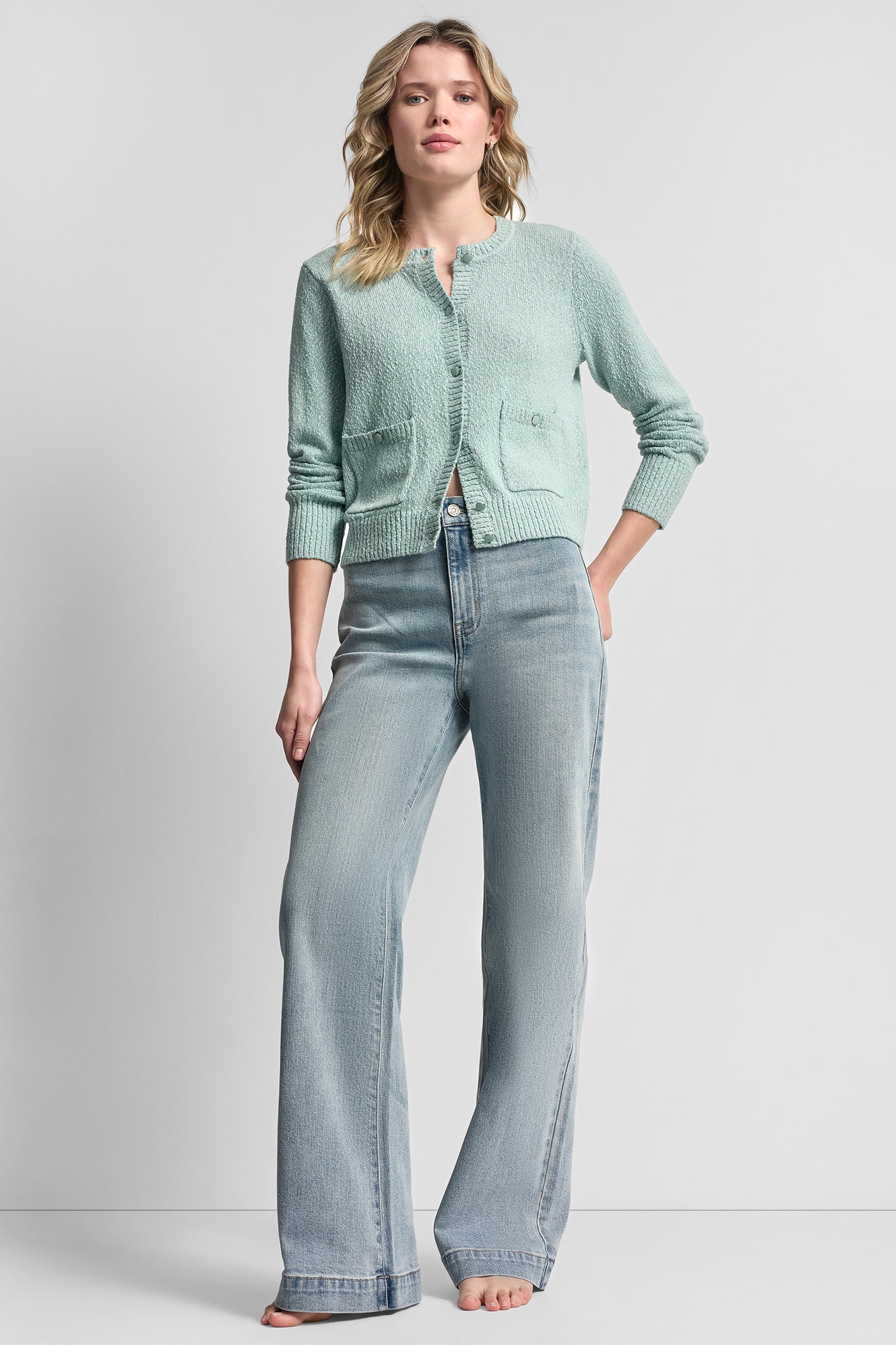 CREW NECK CARDIGAN WITH PATCH POCKETS View 2 | Women's Clearance CREW NECK CARDIGAN WITH PATCH POCKETS View 2 | Women's Clearance