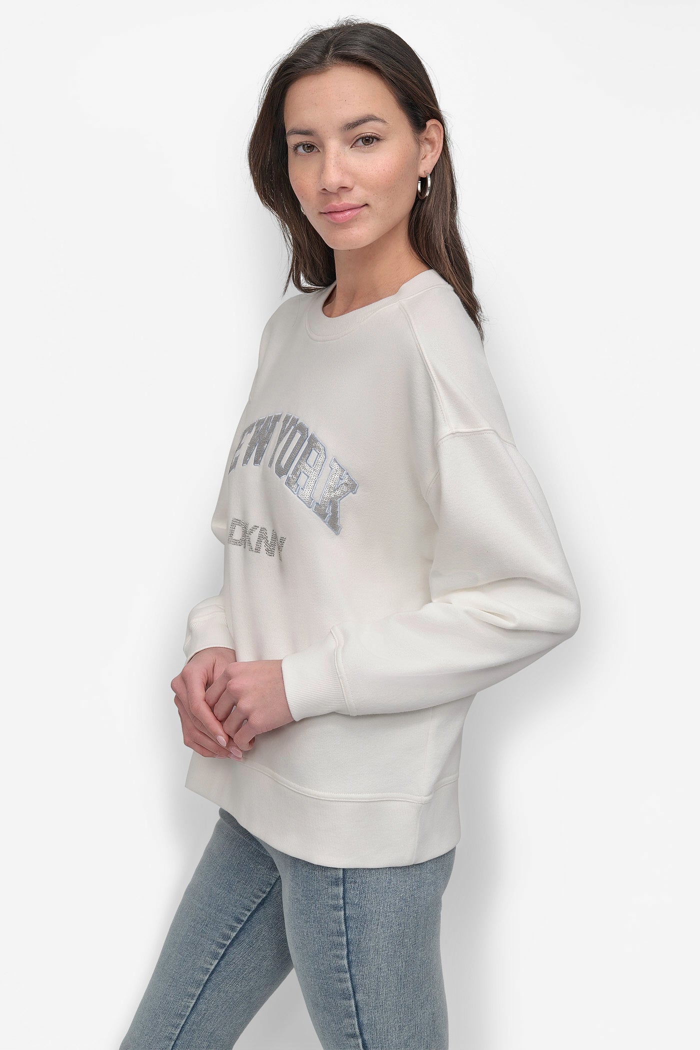RHINESTONE STUD LOGO CREW NECK SWEATSHIRT VIEW 3 | Clothing RHINESTONE STUD LOGO CREW NECK SWEATSHIRT VIEW 3 | Clothing
