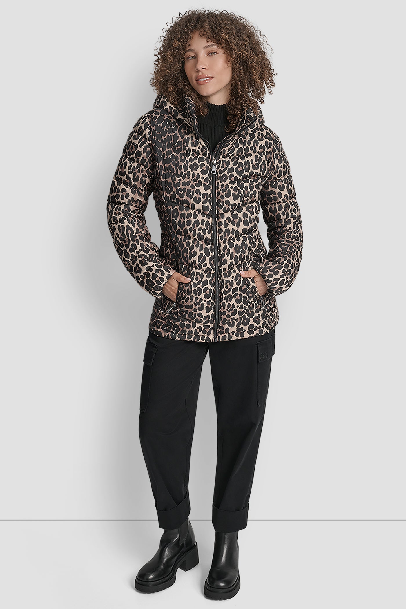 LIGHTWEIGHT PUFFER JACKET View 2 | Women's Clearance LIGHTWEIGHT PUFFER JACKET View 2 | Women's Clearance