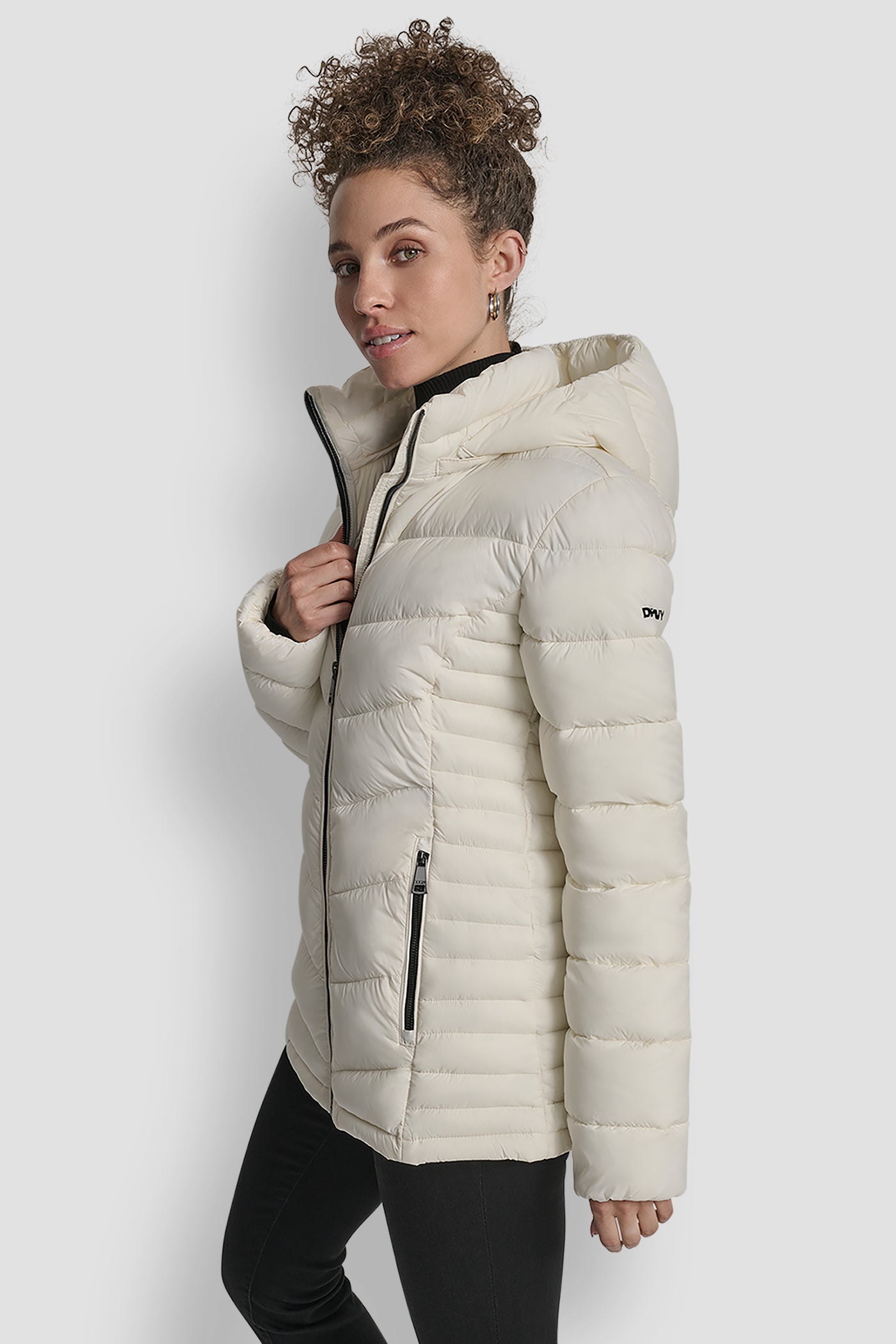 LIGHTWEIGHT PUFFER JACKET VIEW 3 | Jackets & Trench Coats LIGHTWEIGHT PUFFER JACKET VIEW 3 | Jackets & Trench Coats