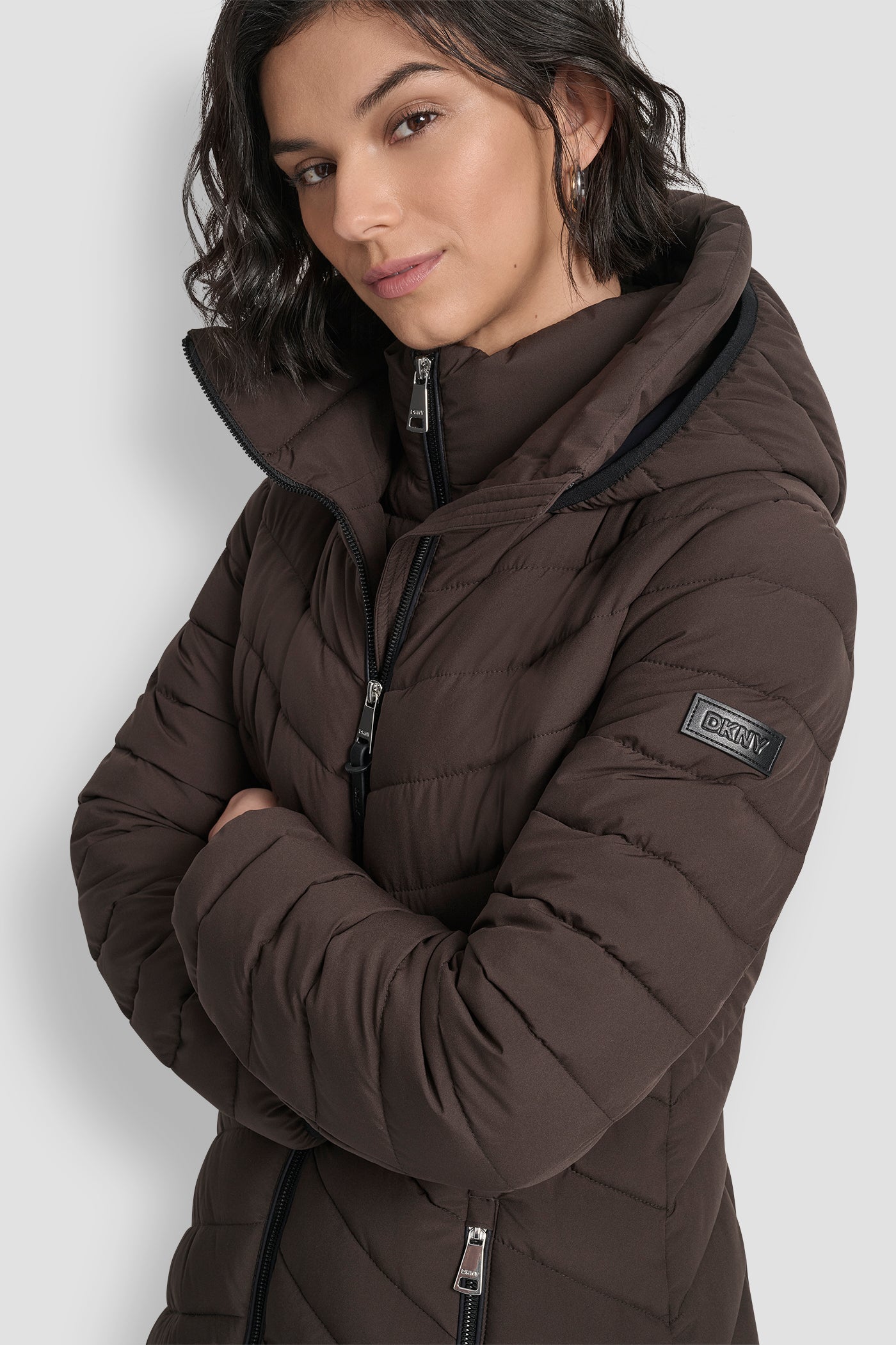 LONG PACKABLE VESTIE WALKER VIEW 5 | DKNY Promo LONG PACKABLE VESTIE WALKER VIEW 5 | DKNY Promo