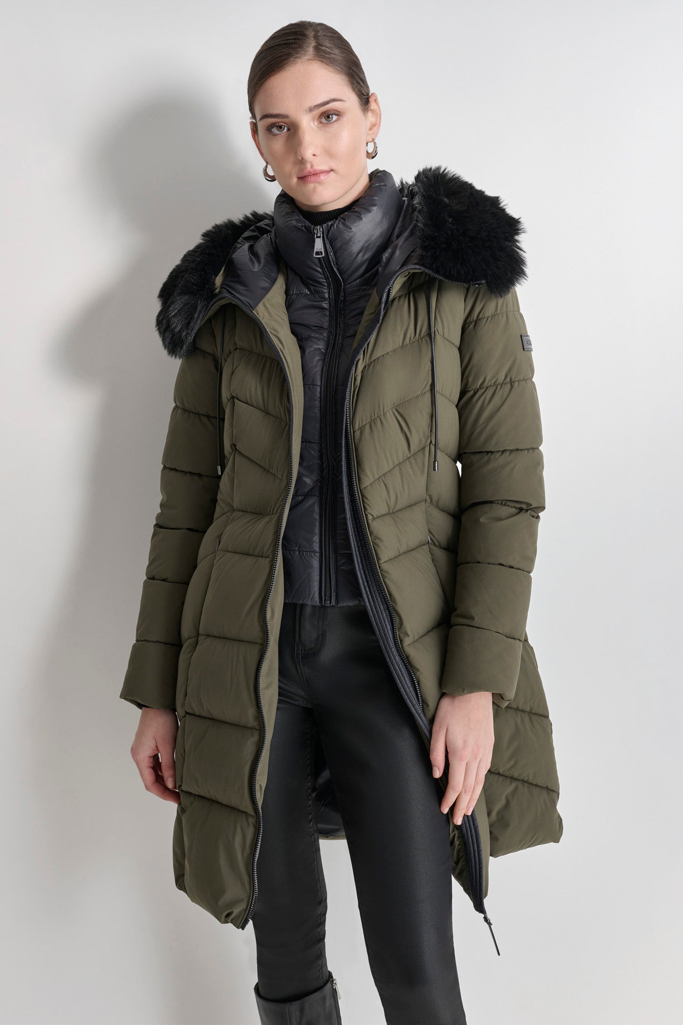 特別価格！DKNY Faux-Fur-Trim Hooded Puffer Coat DKNY faux fur trim hooded puffer coat